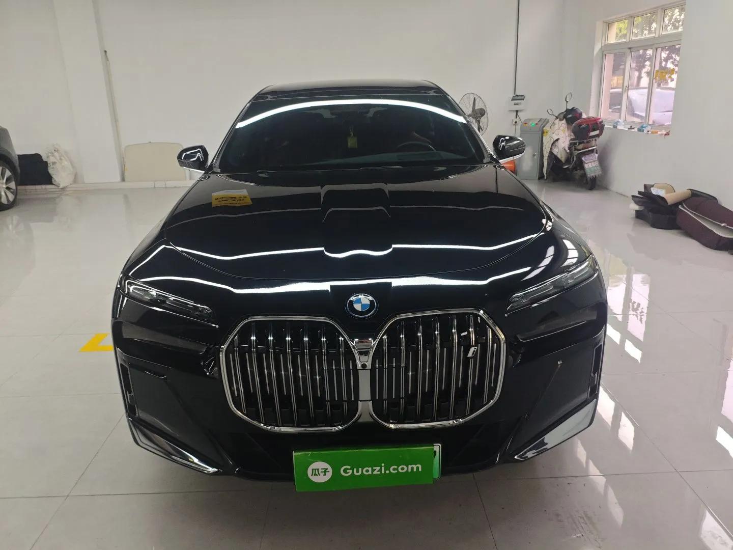 BMW i7 2023 eDrive50L Prestige M Sport Package — миниатюра 2