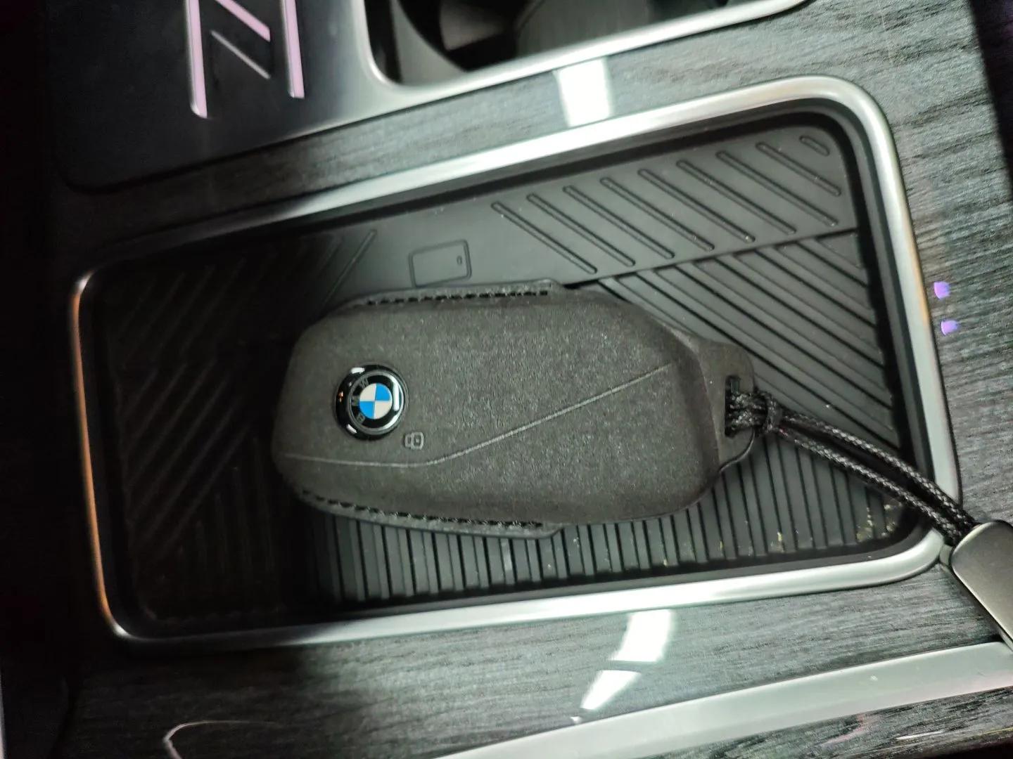 BMW i7 2023 eDrive50L Prestige M Sport Package — миниатюра 12