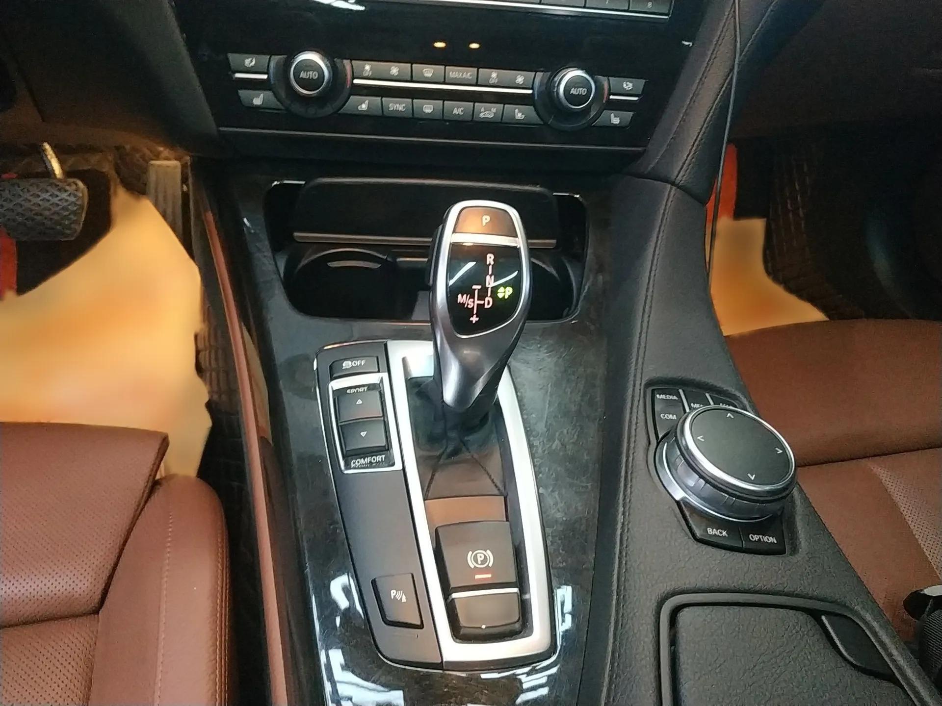 BMW 6 Series 2016 640i Gran Coupe — миниатюра 15