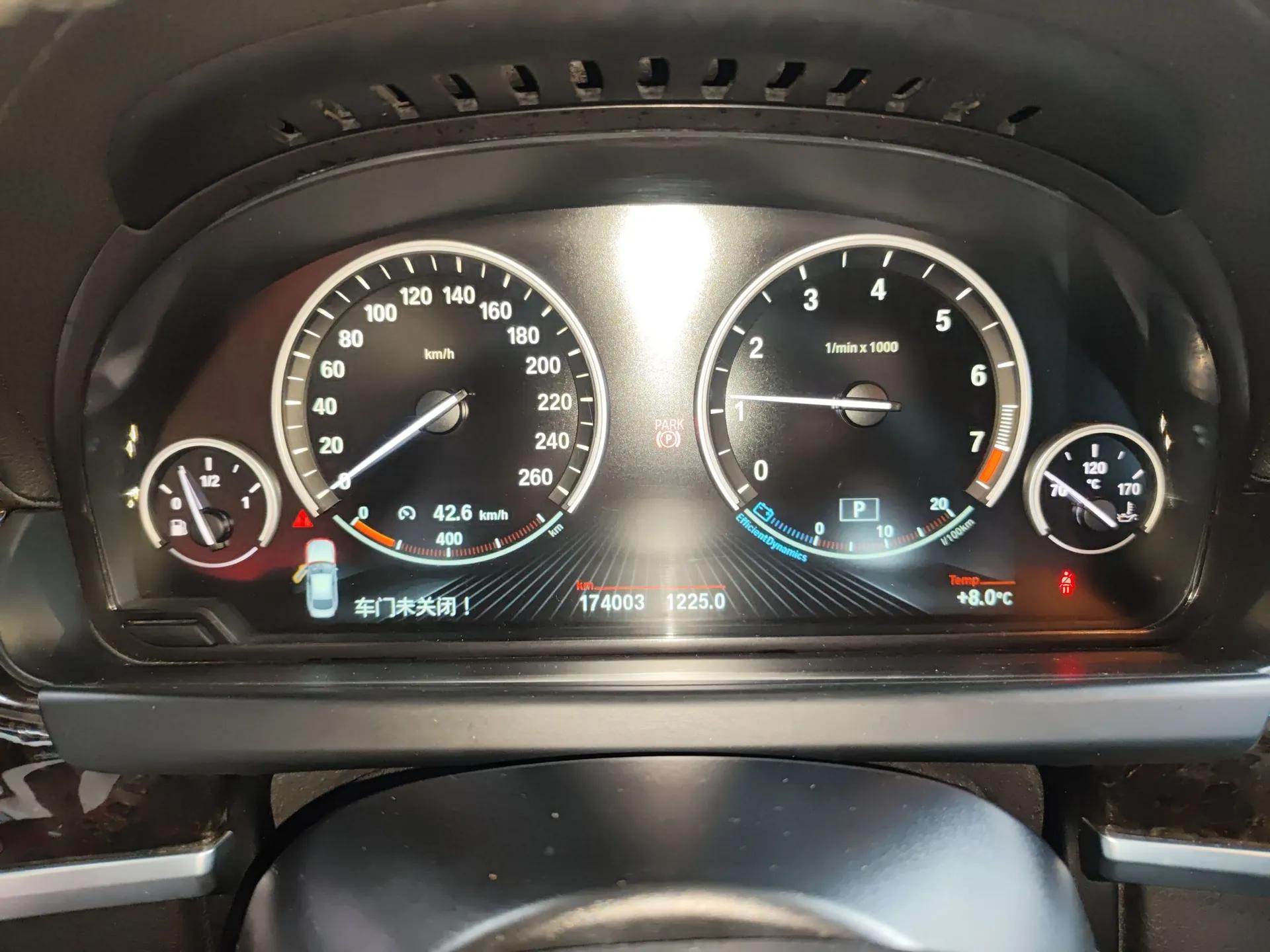 BMW 6 Series 2013 Facelift 640i Gran Coupe — миниатюра 14