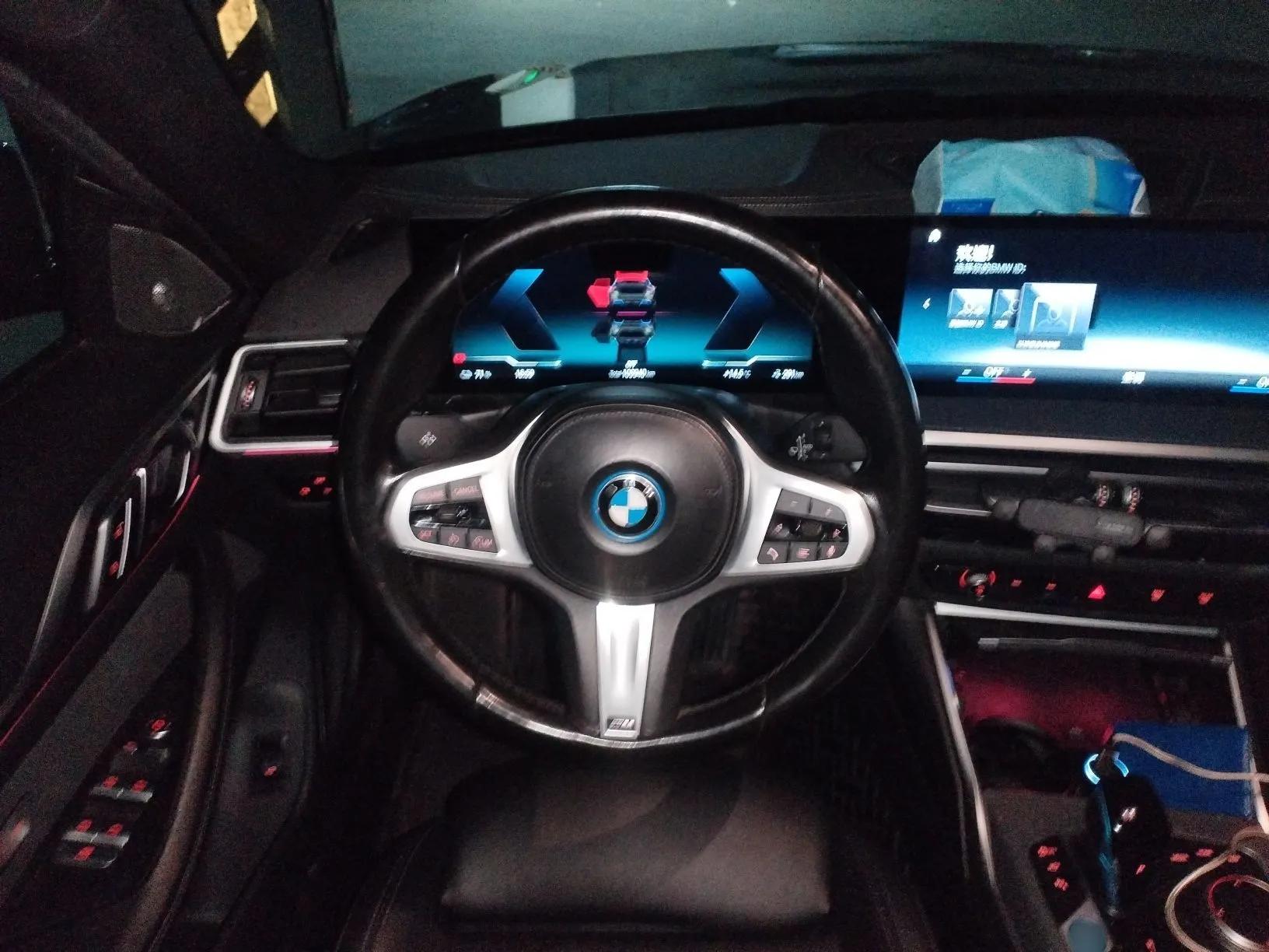 BMW i4 2022 eDrive40 — миниатюра 11