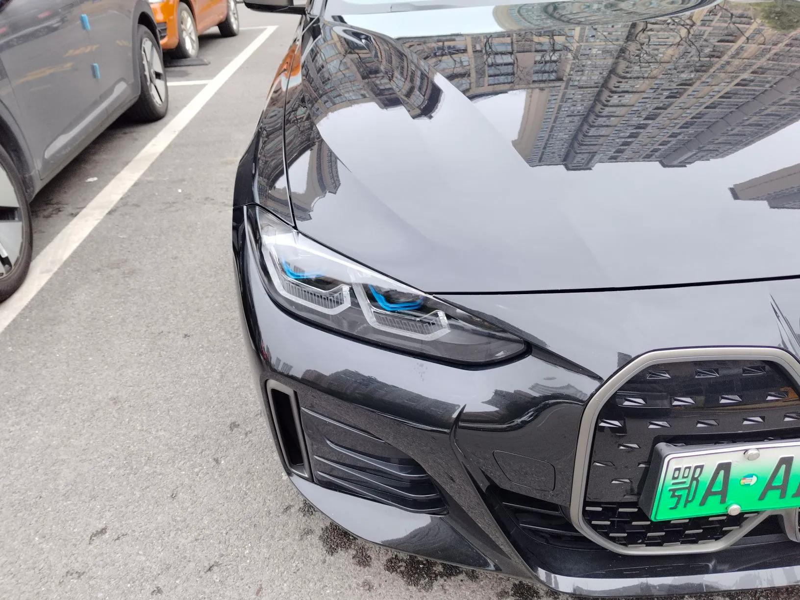 BMW i4 2022 M50 — миниатюра 7