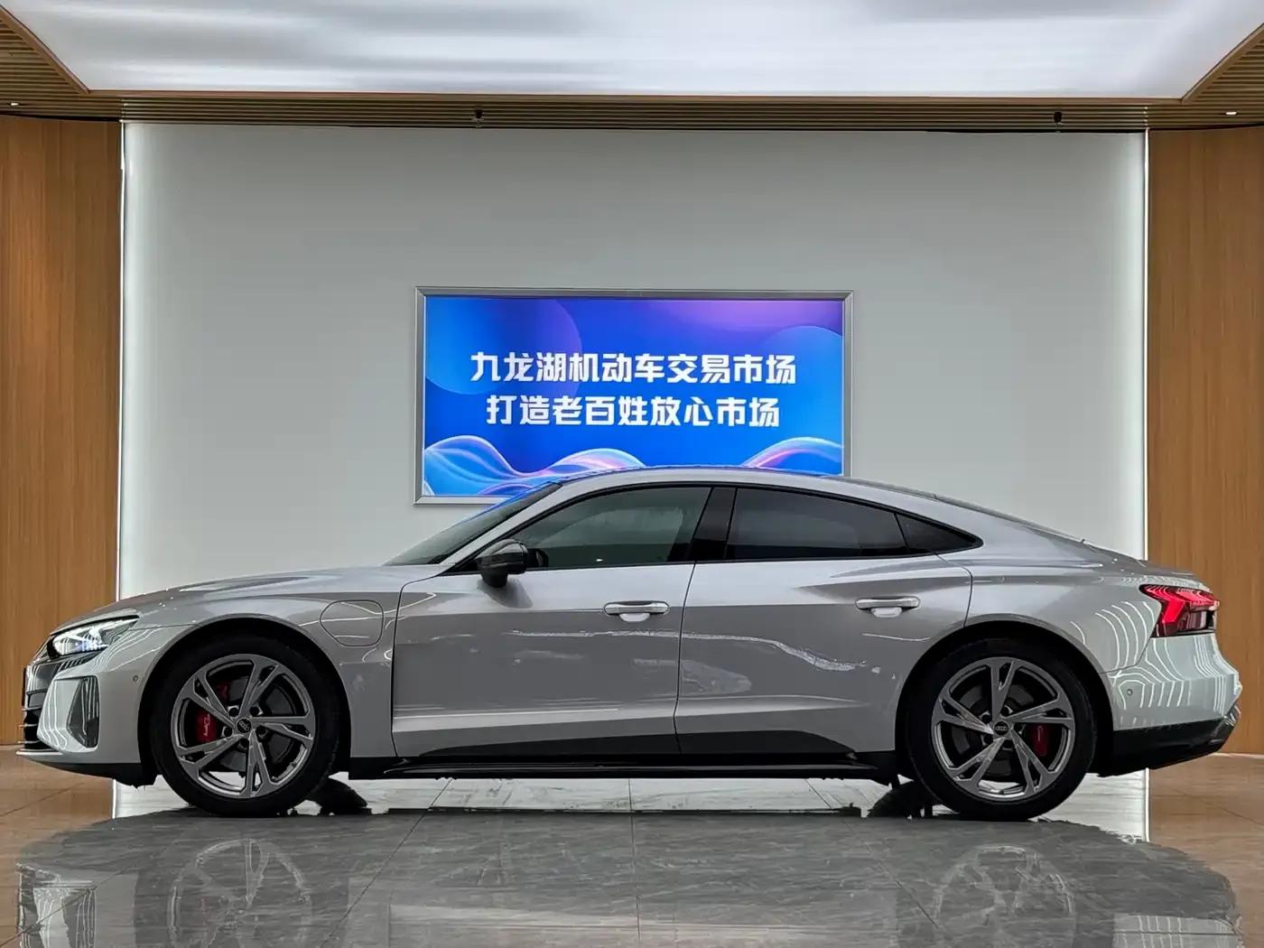 Audi e-tron GT 2023 Base Model — миниатюра 3