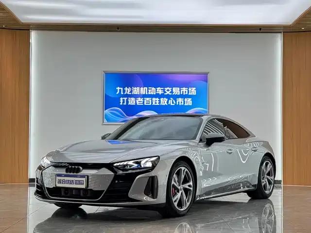 Audi e-tron GT 2023 Base Model