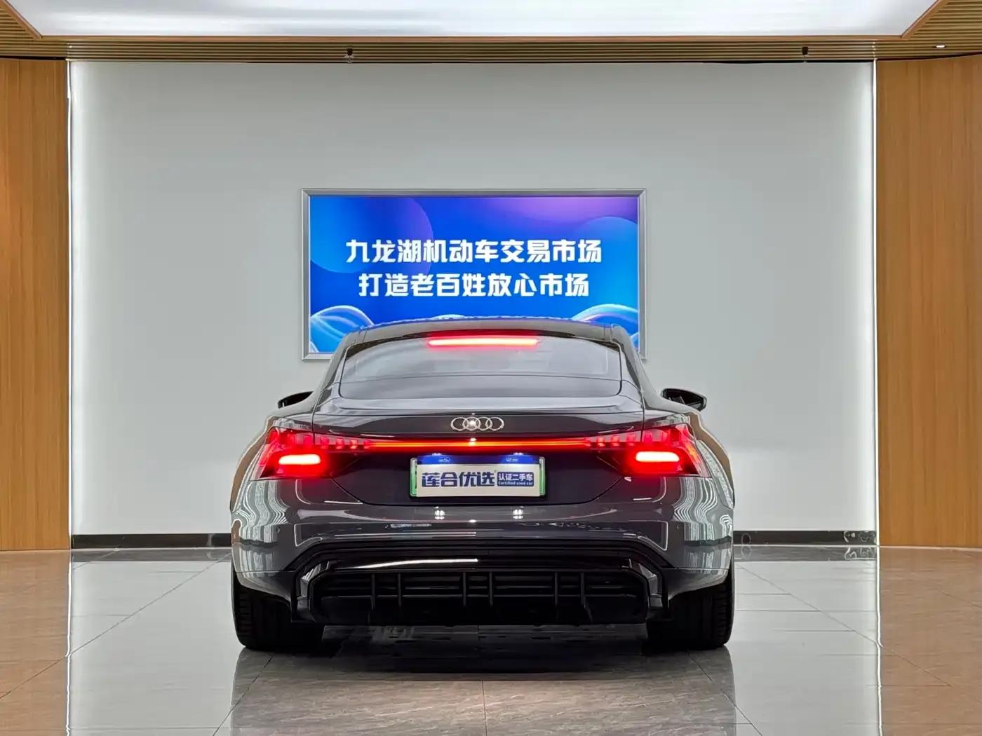 Audi e-tron GT 2023 Base Model — миниатюра 6