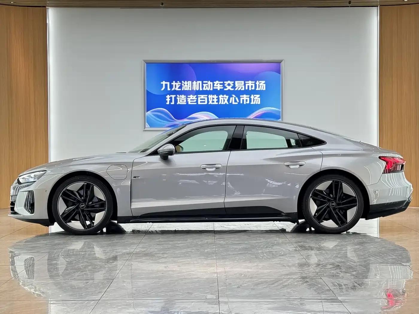 Audi e-tron GT 2023 Base Model — миниатюра 3