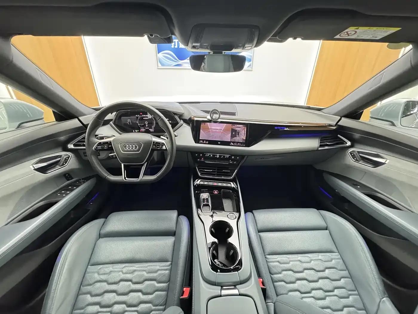 Audi e-tron GT 2023 Base Model — миниатюра 8