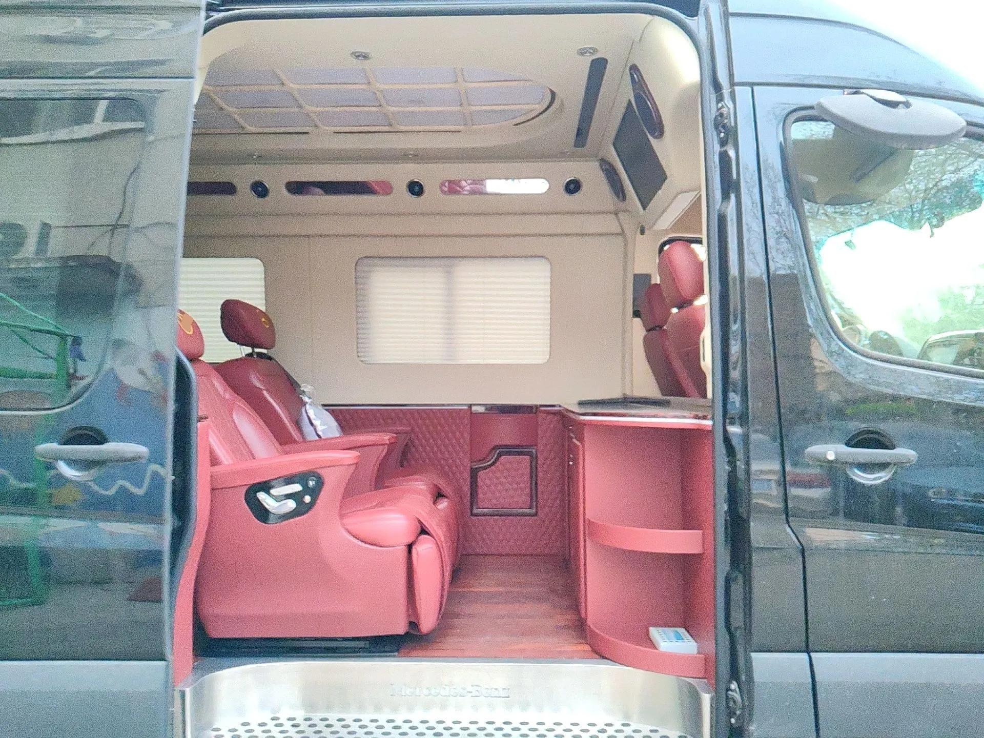 Mercedes-Benz Sprinter  — миниатюра 18