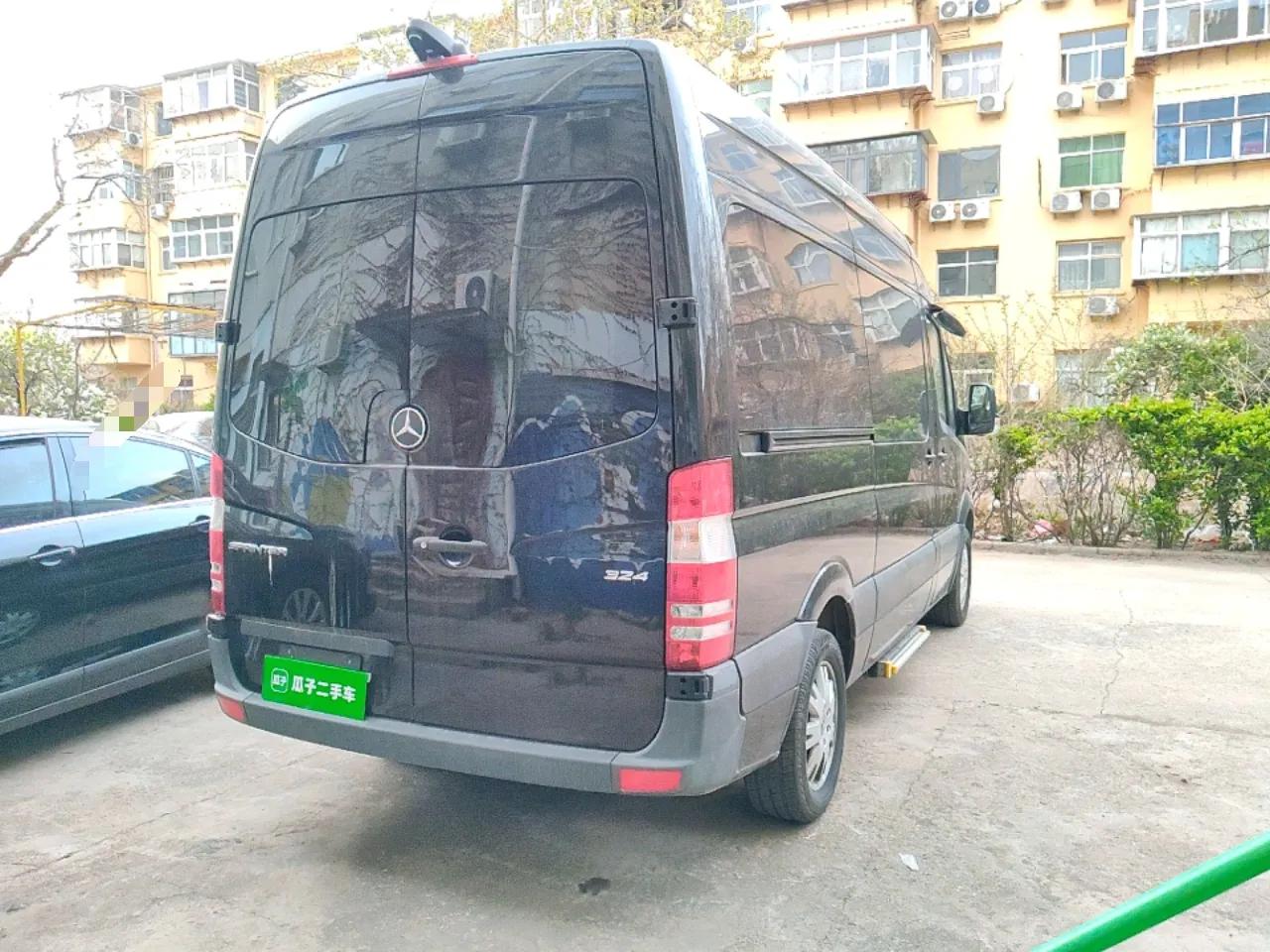 Mercedes-Benz Sprinter  — миниатюра 6