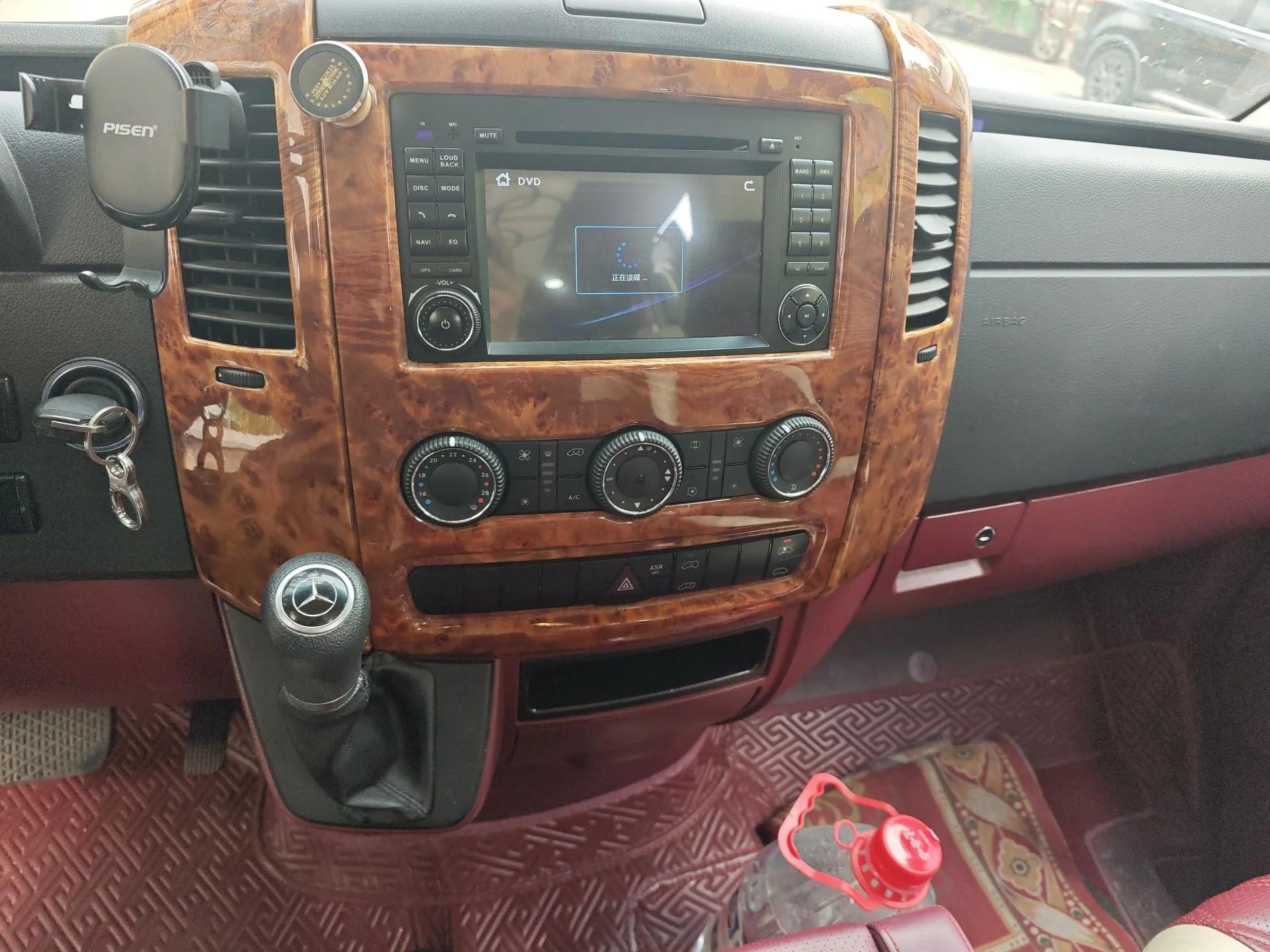 Mercedes-Benz Sprinter  — миниатюра 14