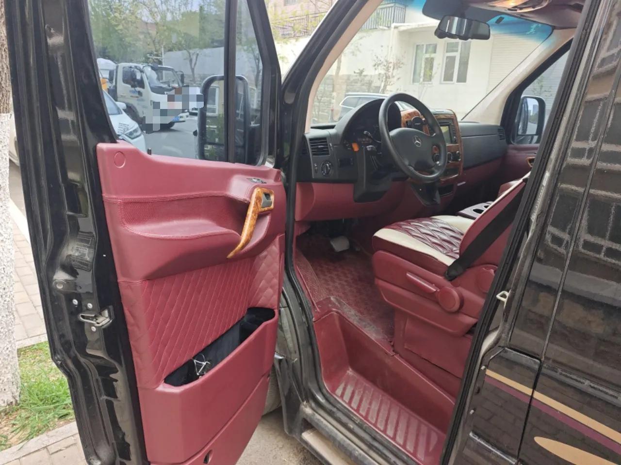 Mercedes-Benz Sprinter  — миниатюра 17