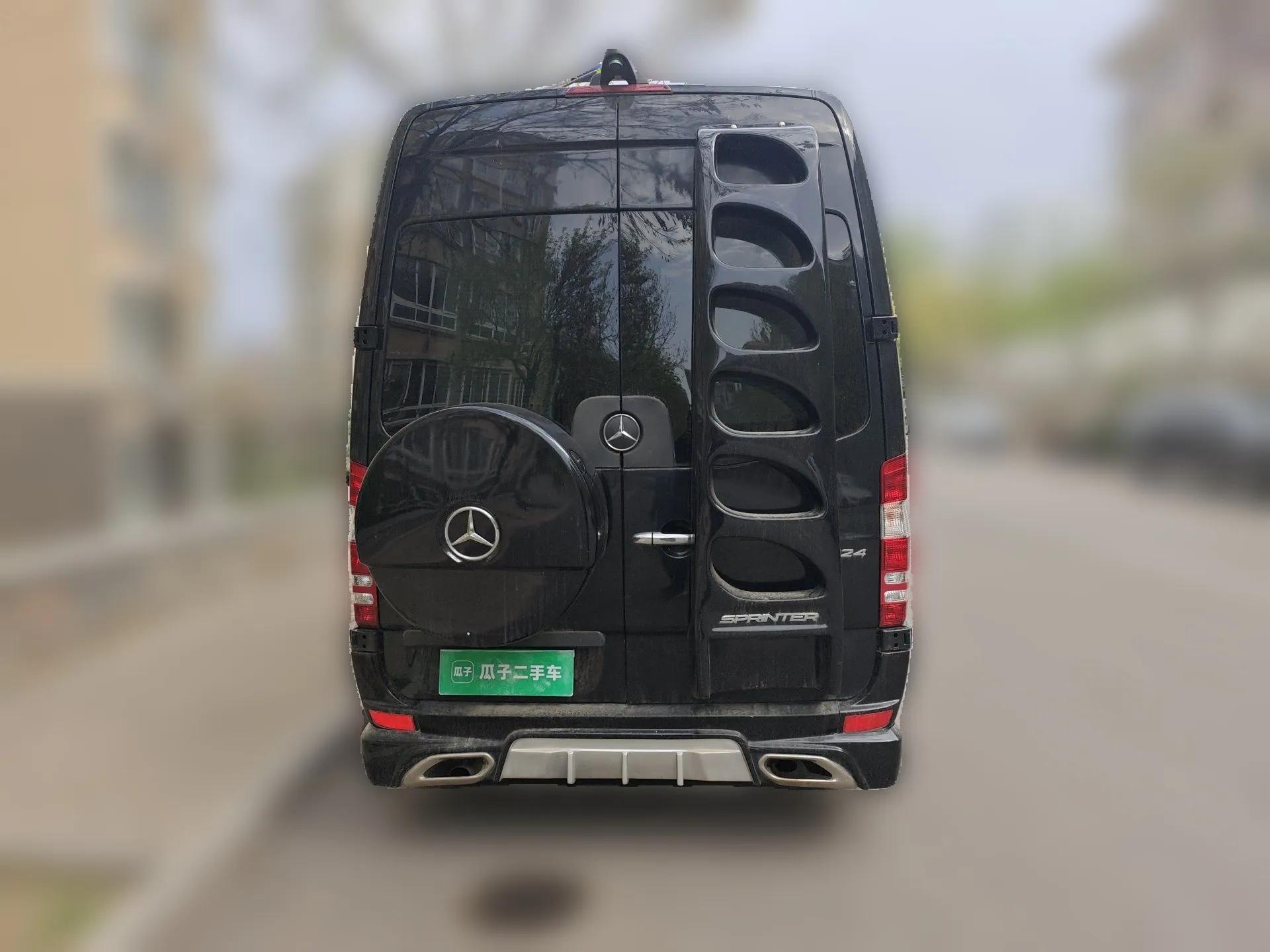Mercedes-Benz Sprinter  — миниатюра 5