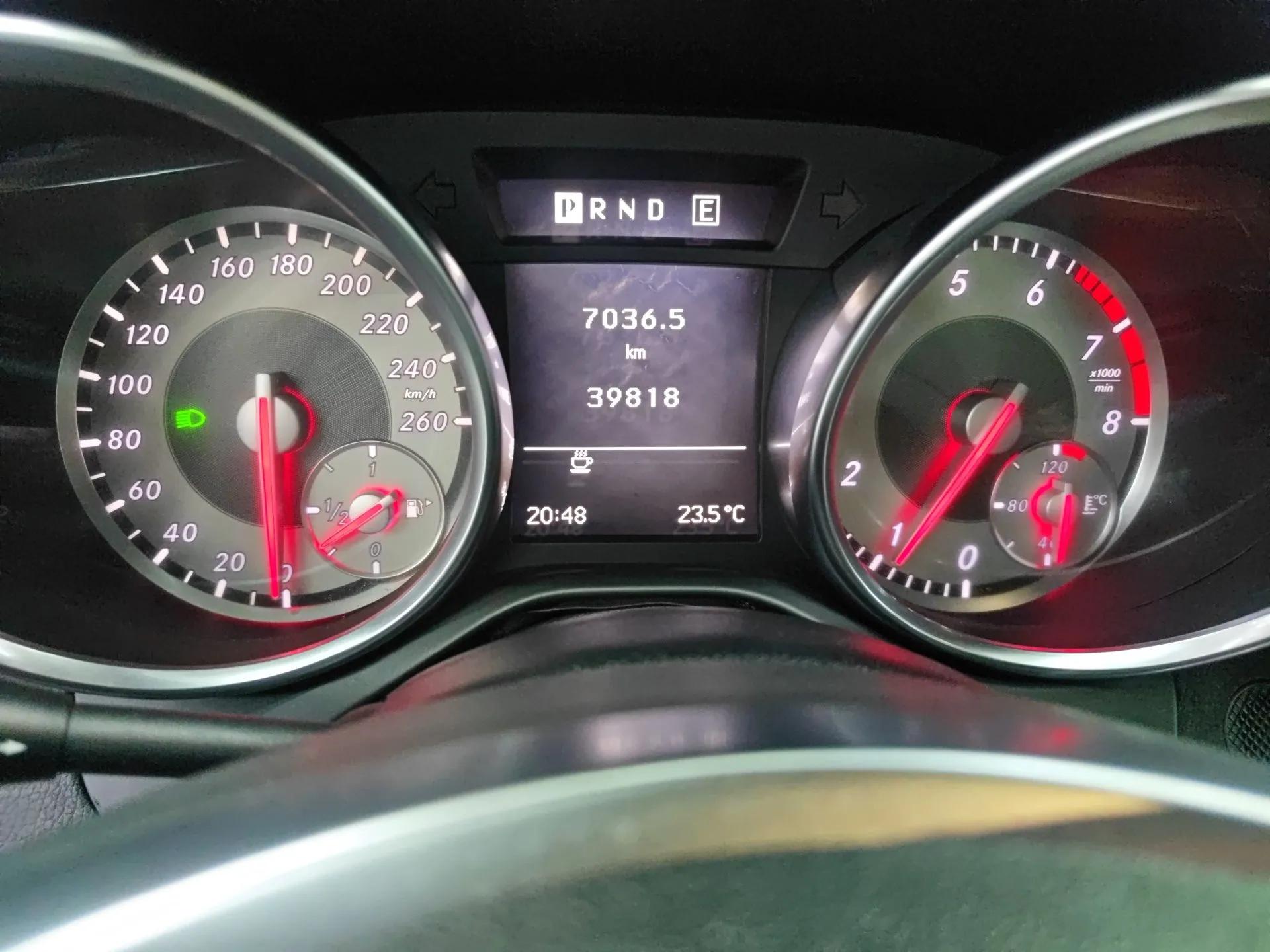 Mercedes-Benz SLK-Class 2011 SLK 200 Fashion Model — миниатюра 13