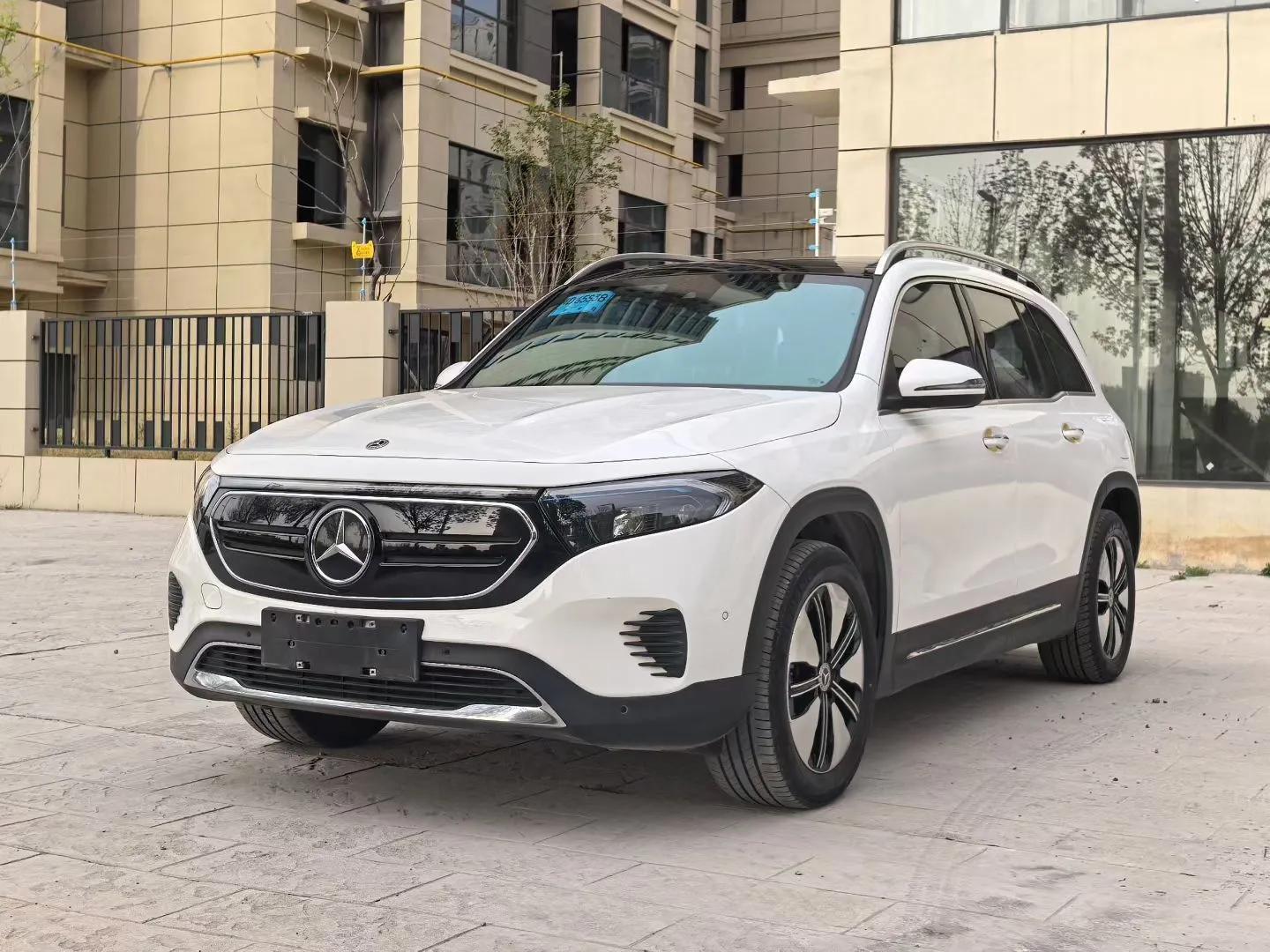 Mercedes-Benz EQB 2022 EQB 260 — миниатюра 1