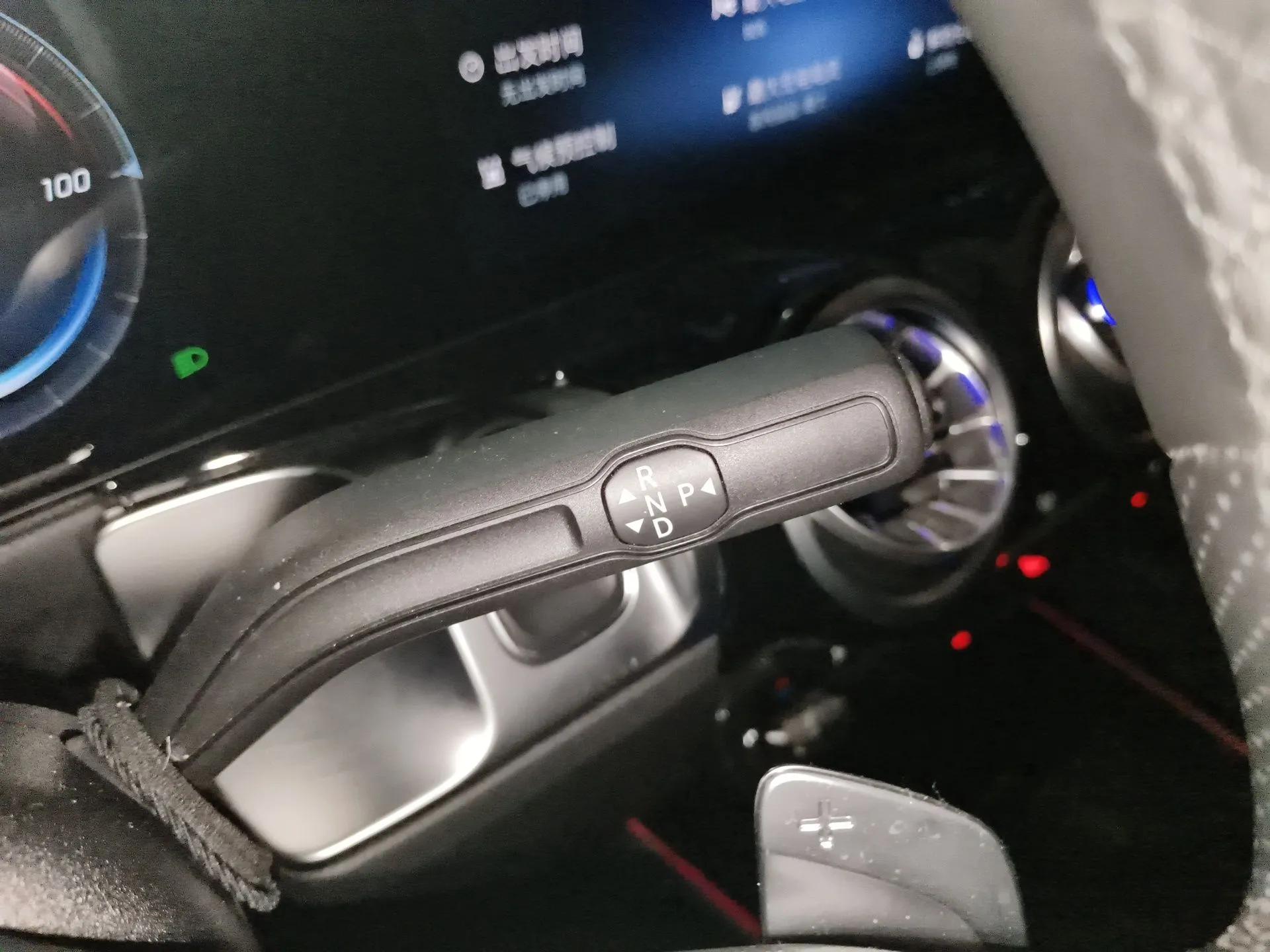Mercedes-Benz EQB 2022 EQB 350 4MATIC First Edition Special Version — миниатюра 15