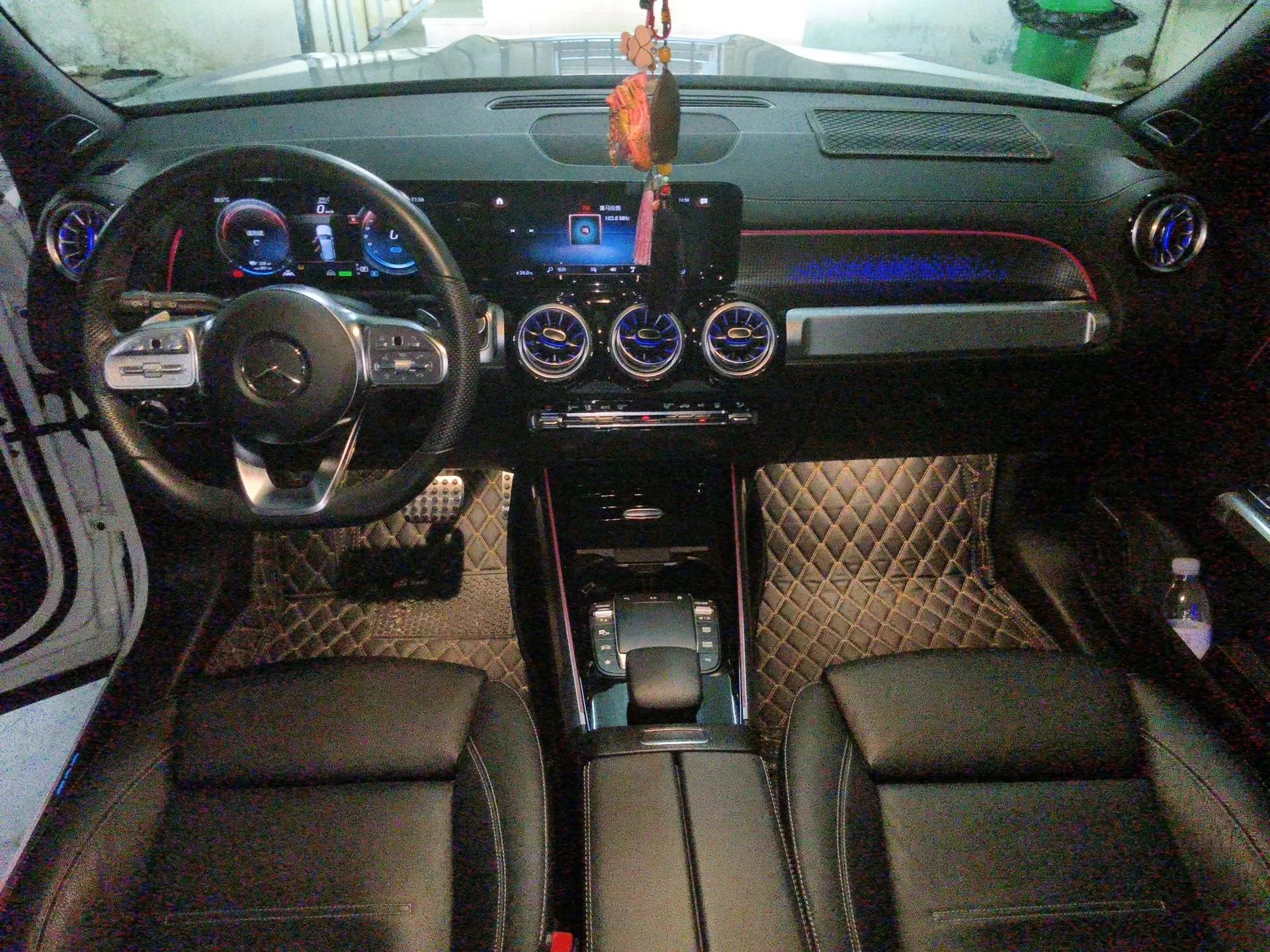 Mercedes-Benz EQB 2022 EQB 350 4MATIC First Edition Special Version — миниатюра 10