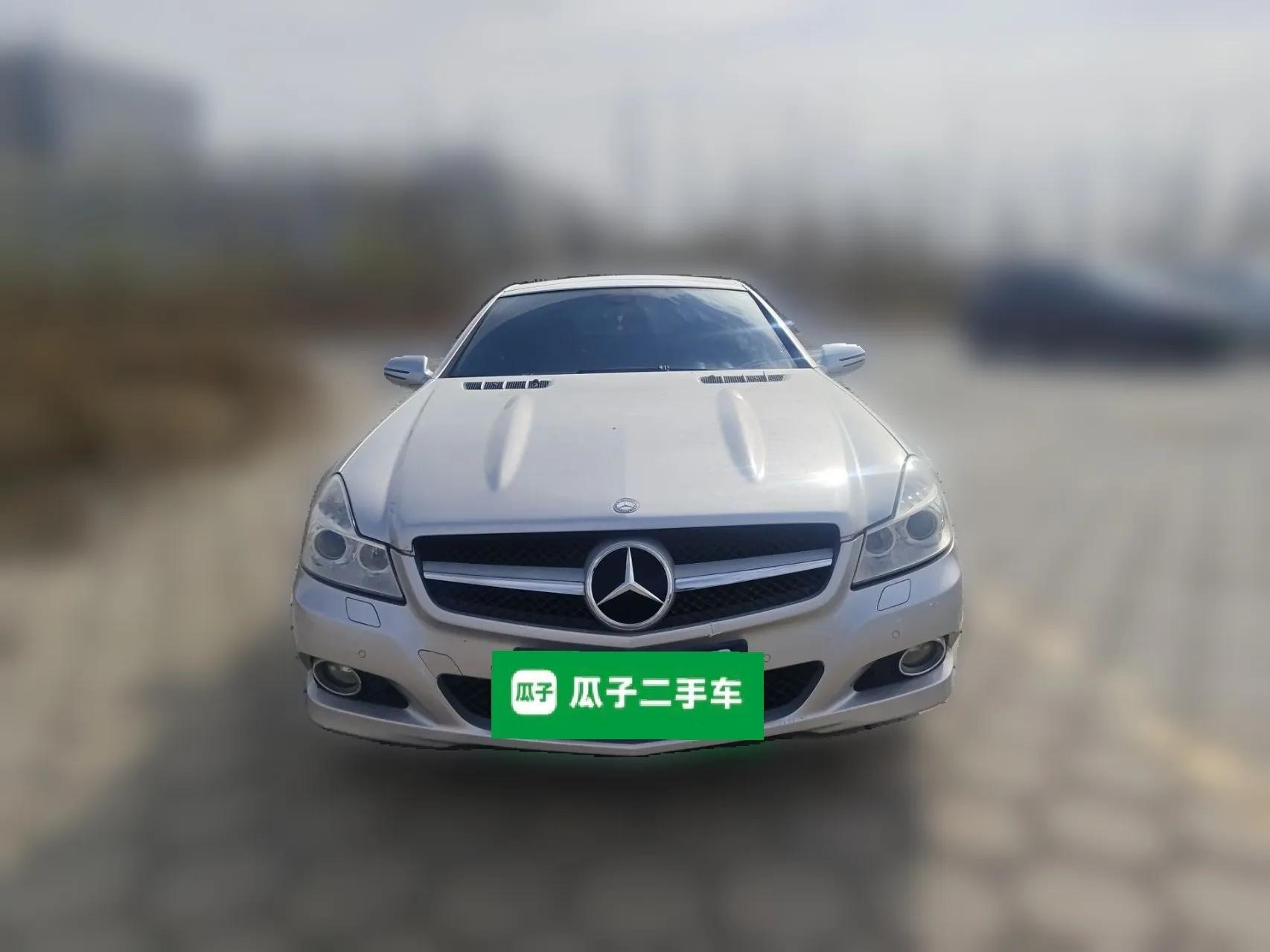 Mercedes-Benz SL-Class 2011 SL 300 Grand Edition — миниатюра 2