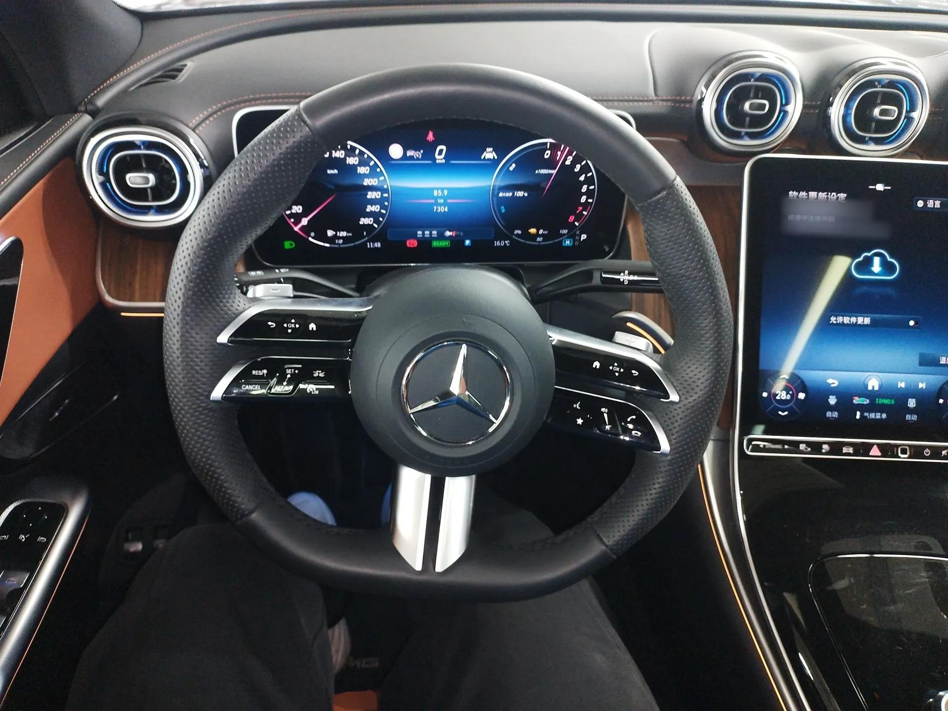 Mercedes-Benz GLC New Energy 2025 350 e L 4MATIC Collector's Edition — миниатюра 14