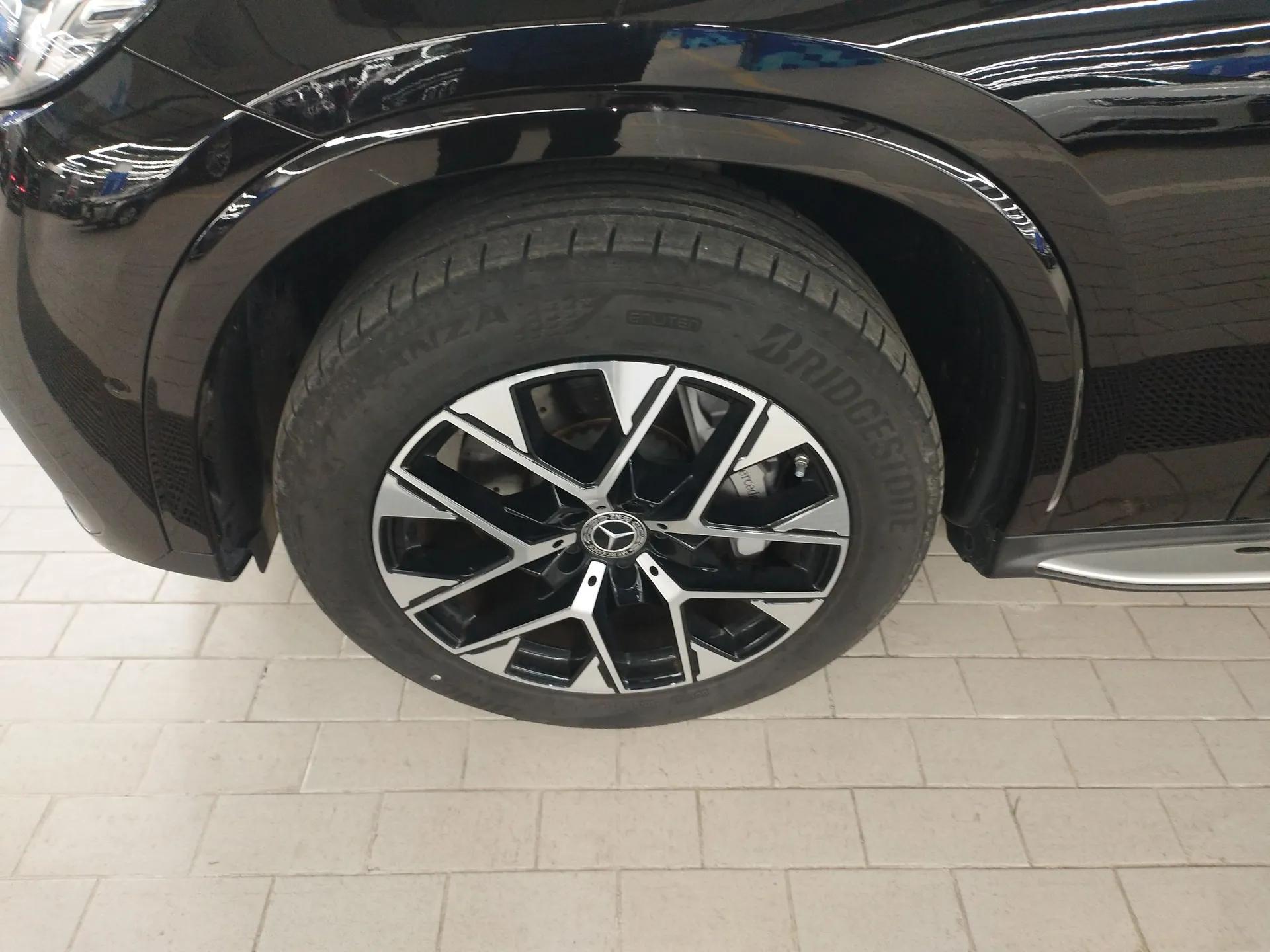 Mercedes-Benz GLC New Energy 2025 350 e L 4MATIC Collector's Edition — миниатюра 8
