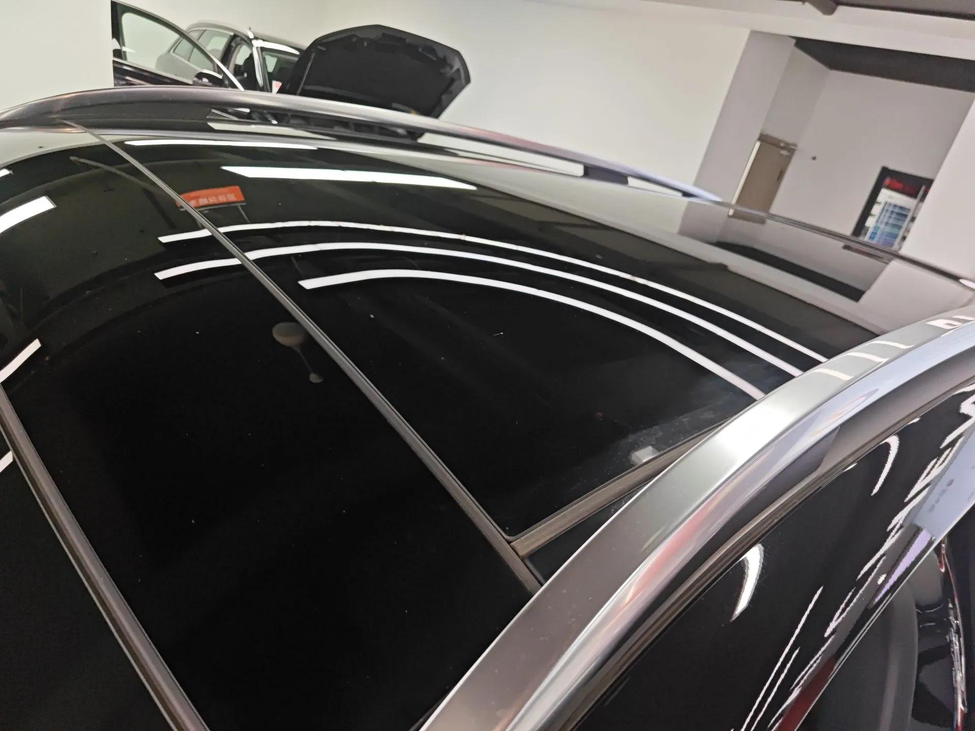 Mercedes-Benz GLC New Energy 2025 350 e L 4MATIC Collector's Edition — миниатюра 11