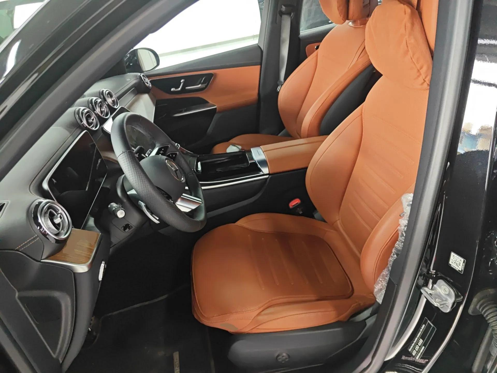 Mercedes-Benz GLC New Energy 2025 350 e L 4MATIC Collector's Edition — миниатюра 17