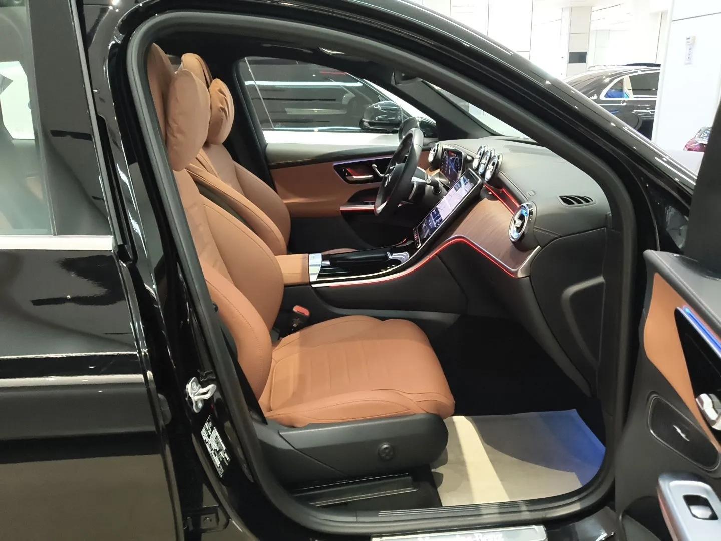 Mercedes-Benz GLC New Energy 2025 350 e L 4MATIC Collector's Edition — миниатюра 23