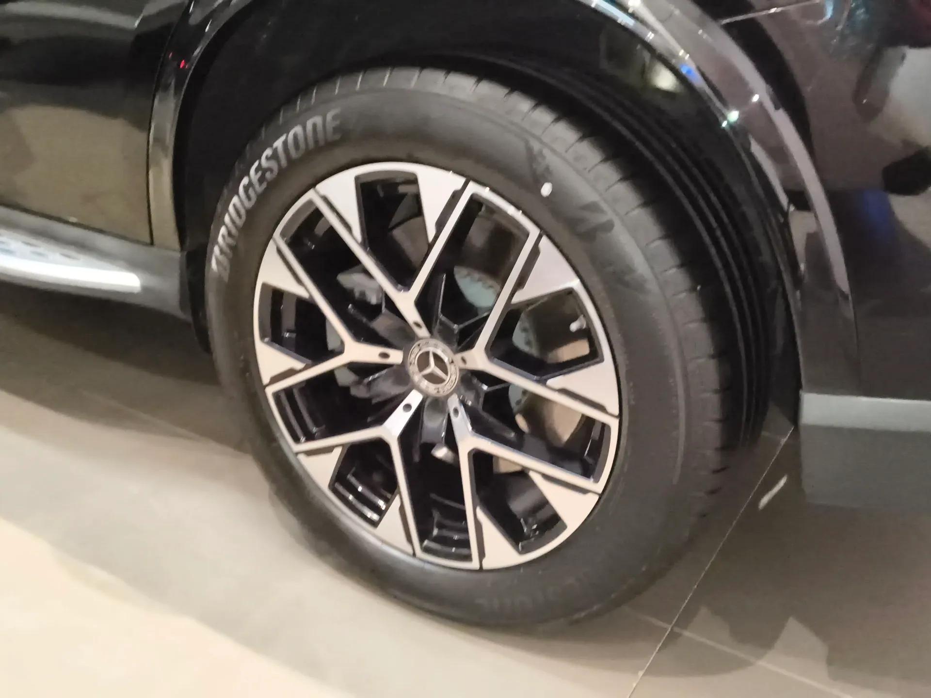 Mercedes-Benz GLC New Energy 2025 350 e L 4MATIC Collector's Edition — миниатюра 10