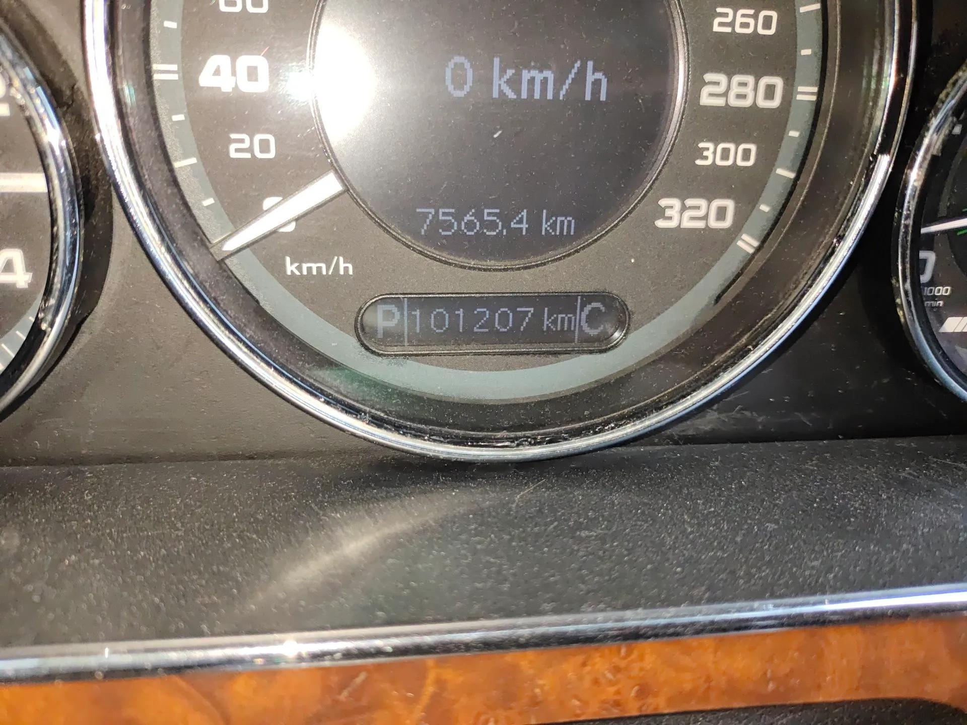Mercedes-Benz CLS AMG 2008 AMG CLS 63 — миниатюра 13