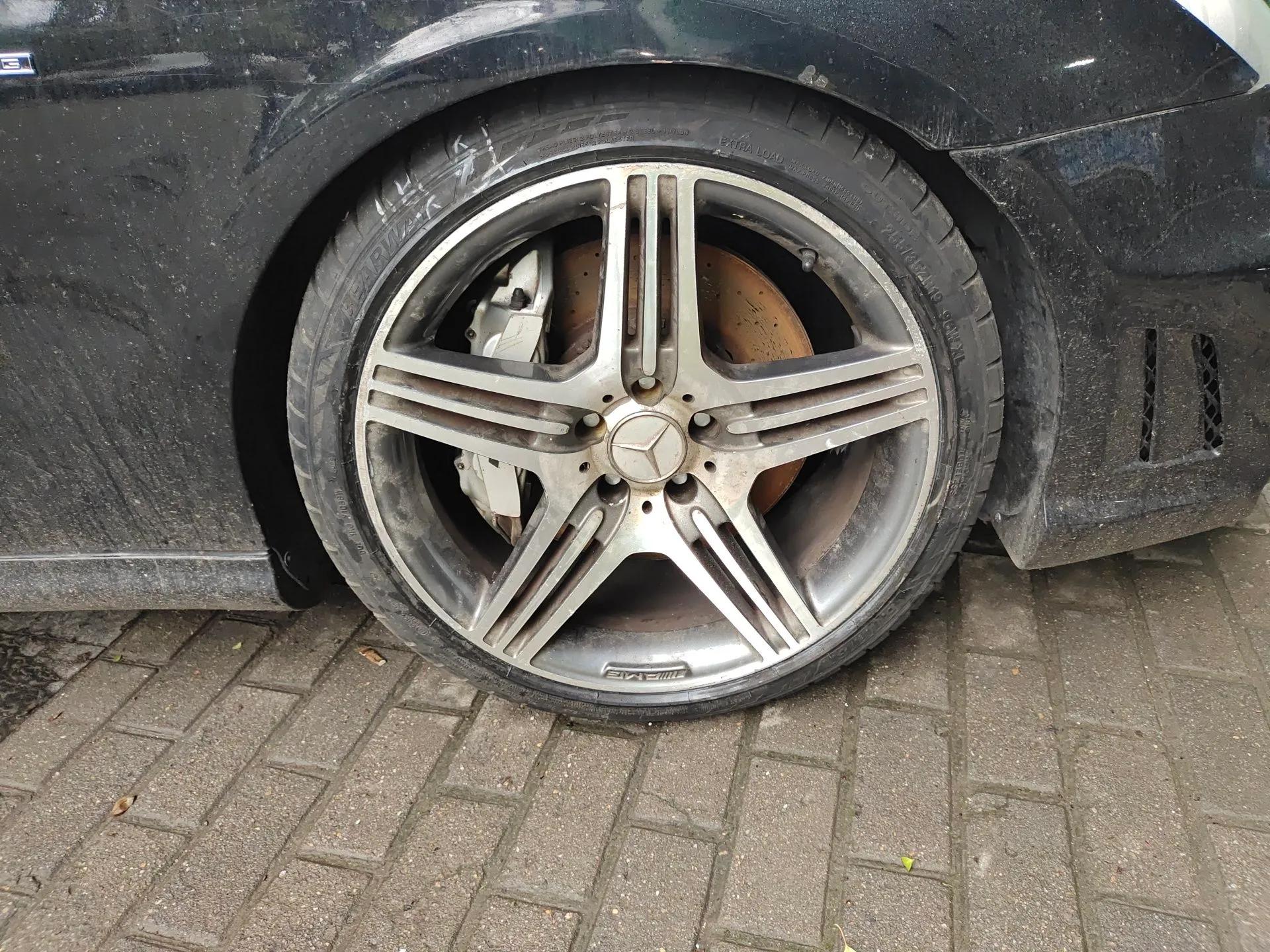 Mercedes-Benz CLS AMG 2008 AMG CLS 63 — миниатюра 8