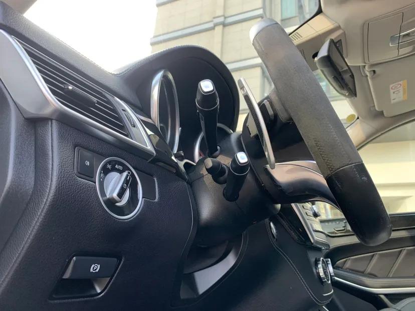 Mercedes-Benz GL-Class AMG 2014 AMG GL 63 — миниатюра 11