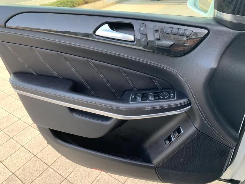 Mercedes-Benz GL-Class AMG 2014 AMG GL 63 — миниатюра 12