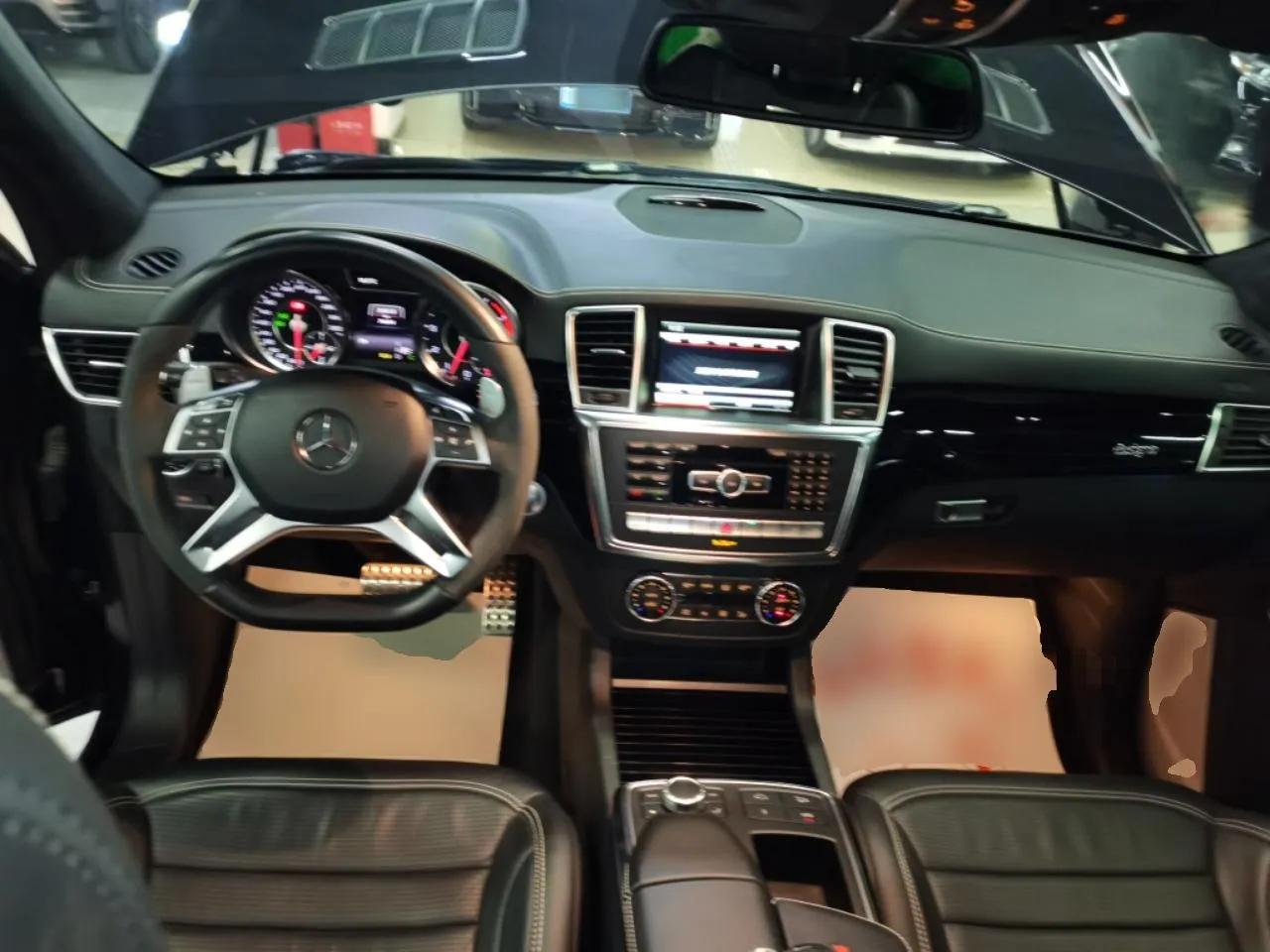 Mercedes-Benz GL-Class AMG 2014 AMG GL 63 — миниатюра 13