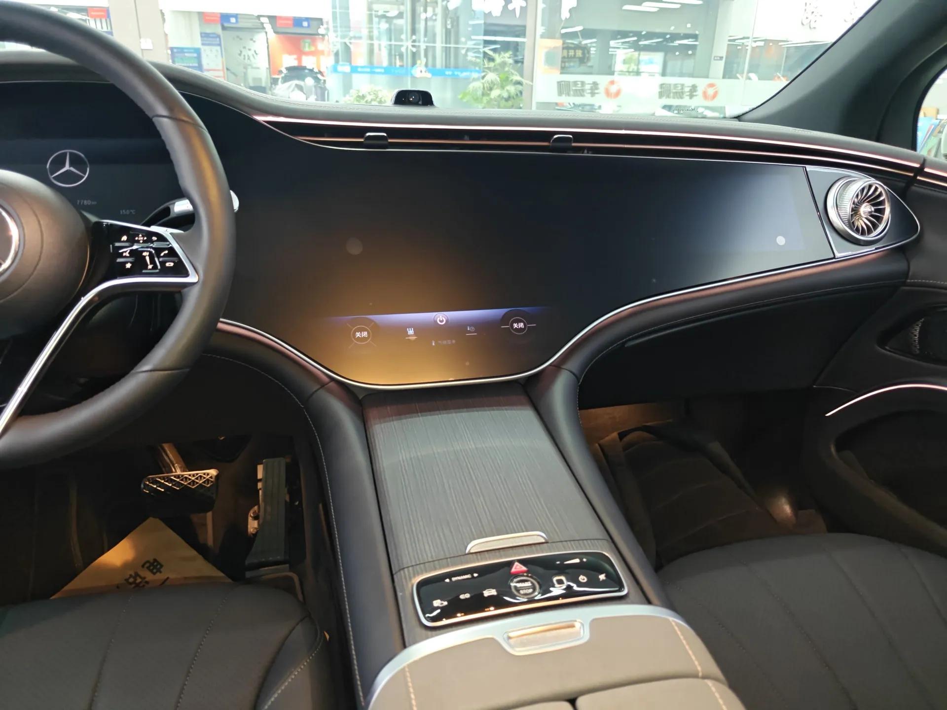 Mercedes-Benz EQS SUV 2023 450+ — миниатюра 15
