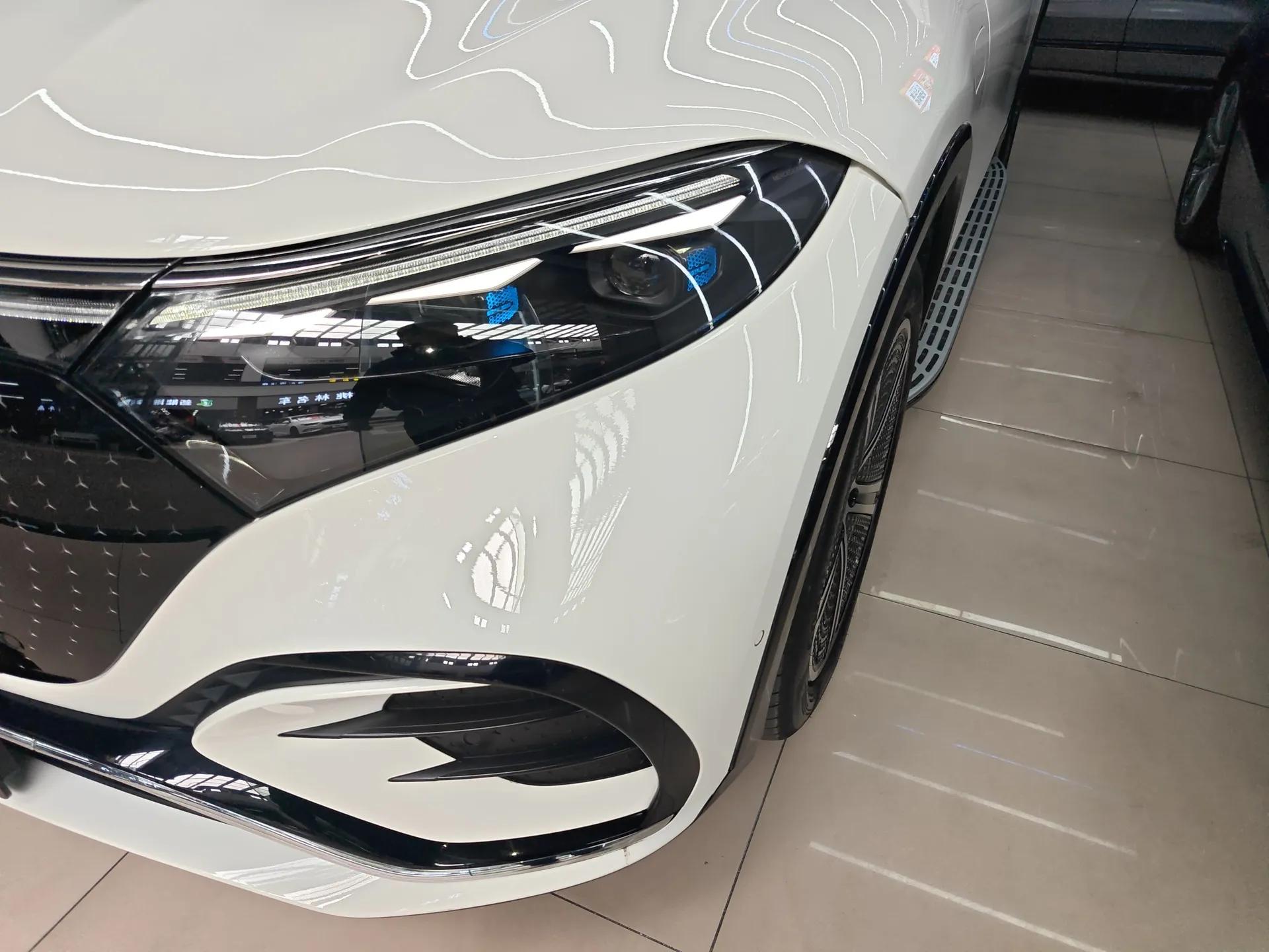 Mercedes-Benz EQS SUV 2023 450+ — миниатюра 5