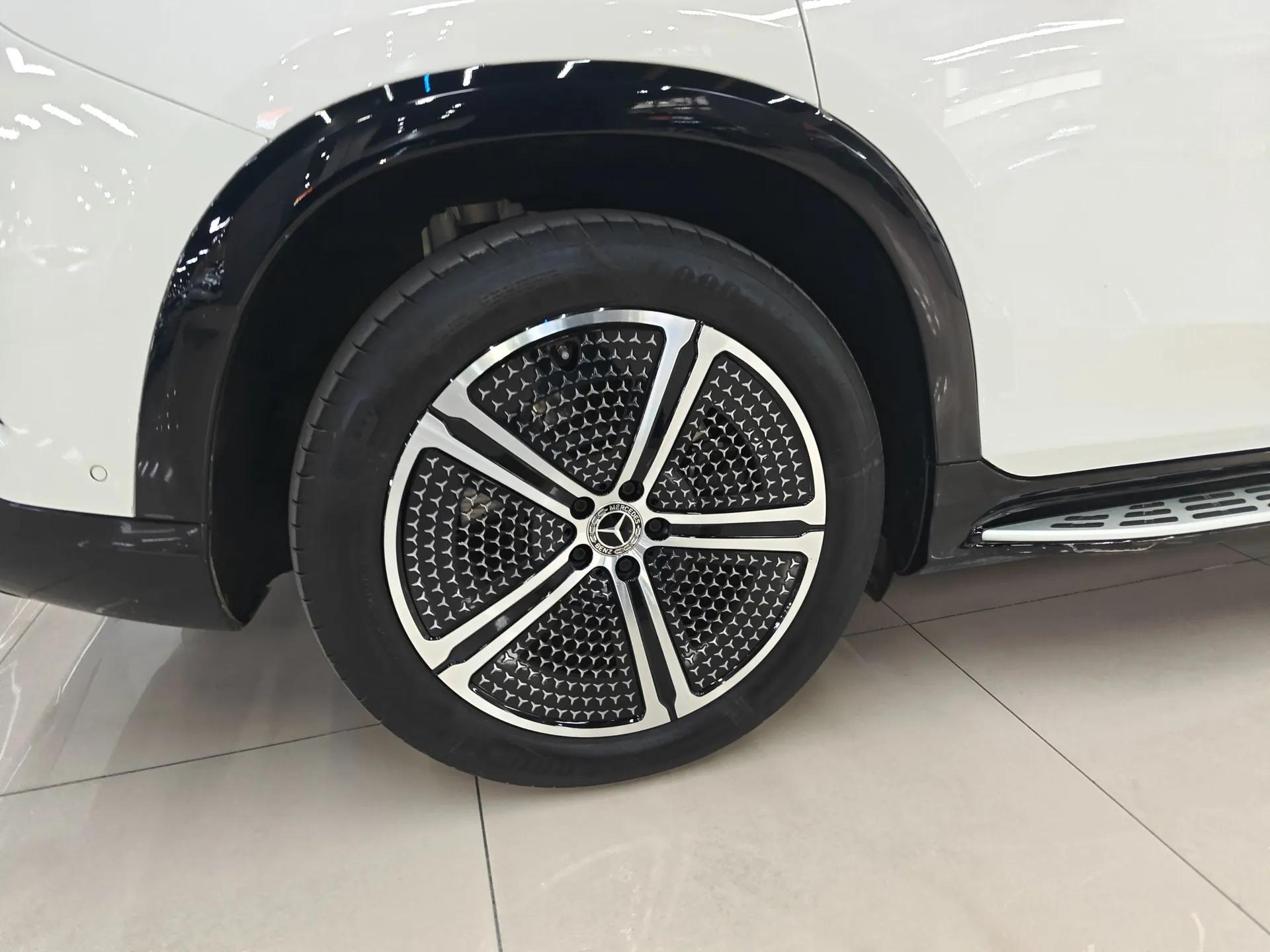 Mercedes-Benz EQS SUV 2023 450+ — миниатюра 10