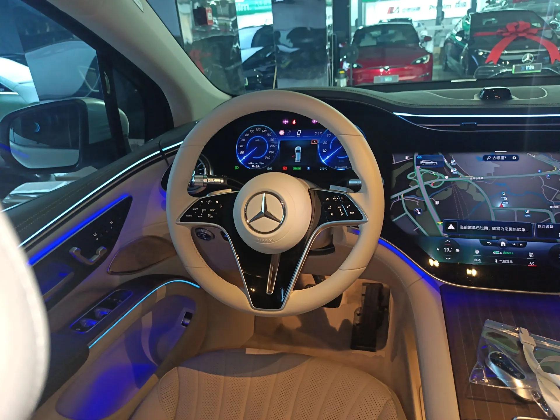 Mercedes-Benz EQS SUV 2023 450 4MATIC Pioneer Edition — миниатюра 14
