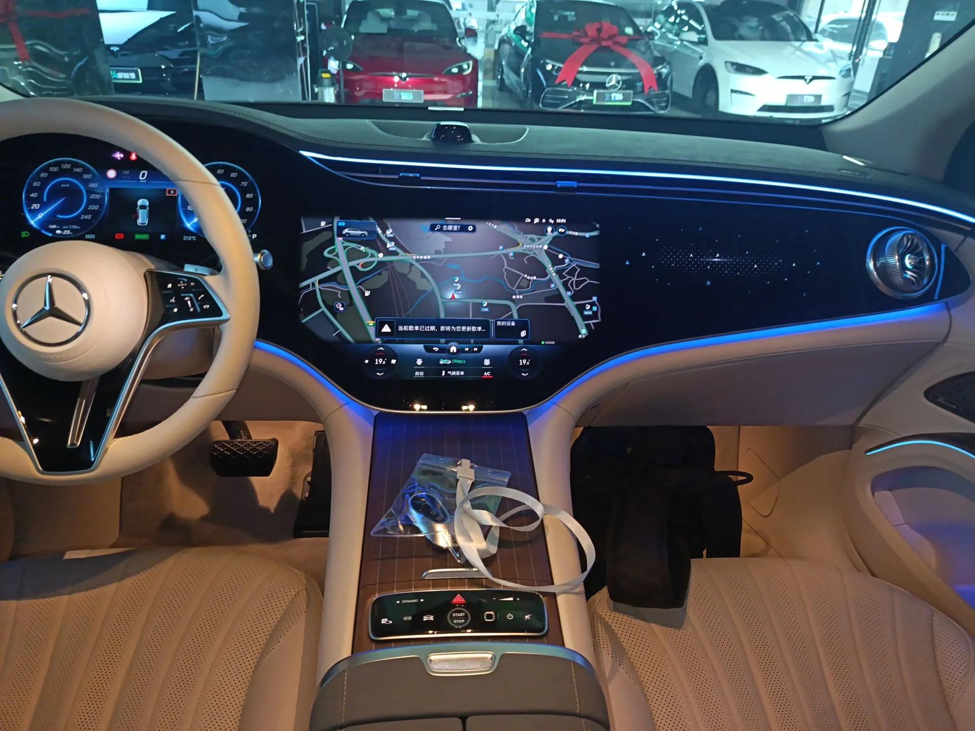 Mercedes-Benz EQS SUV 2023 450 4MATIC Pioneer Edition — миниатюра 16