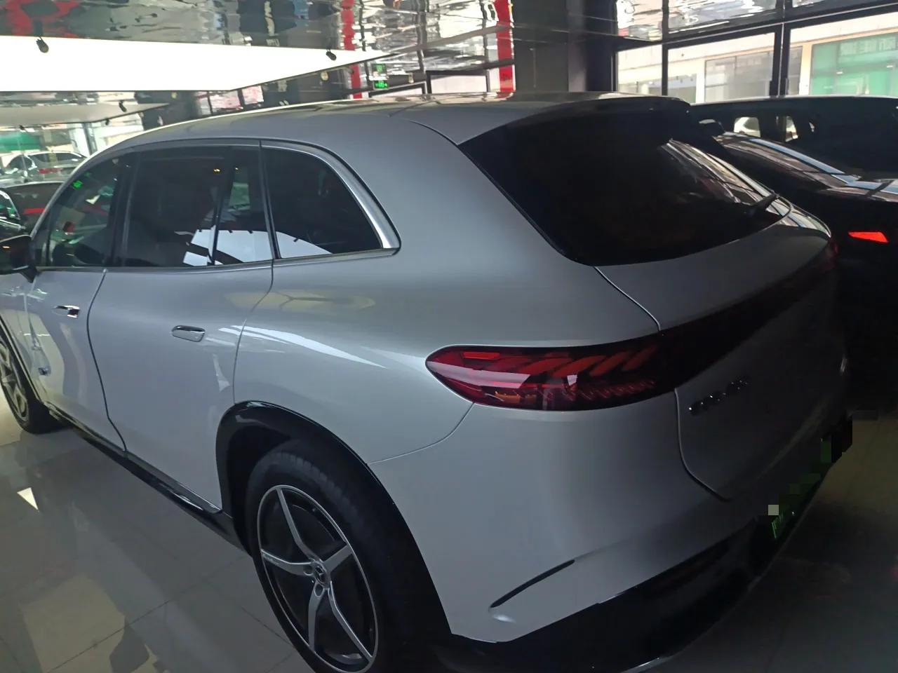 Mercedes-Benz EQS SUV 2023 450 4MATIC Pioneer Edition — миниатюра 4