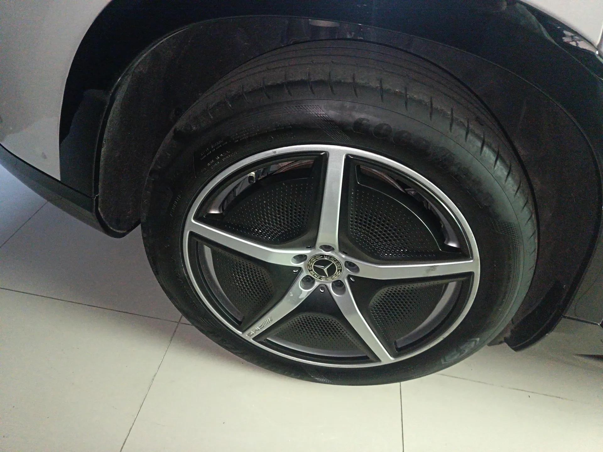 Mercedes-Benz EQS SUV 2023 450 4MATIC Pioneer Edition — миниатюра 10