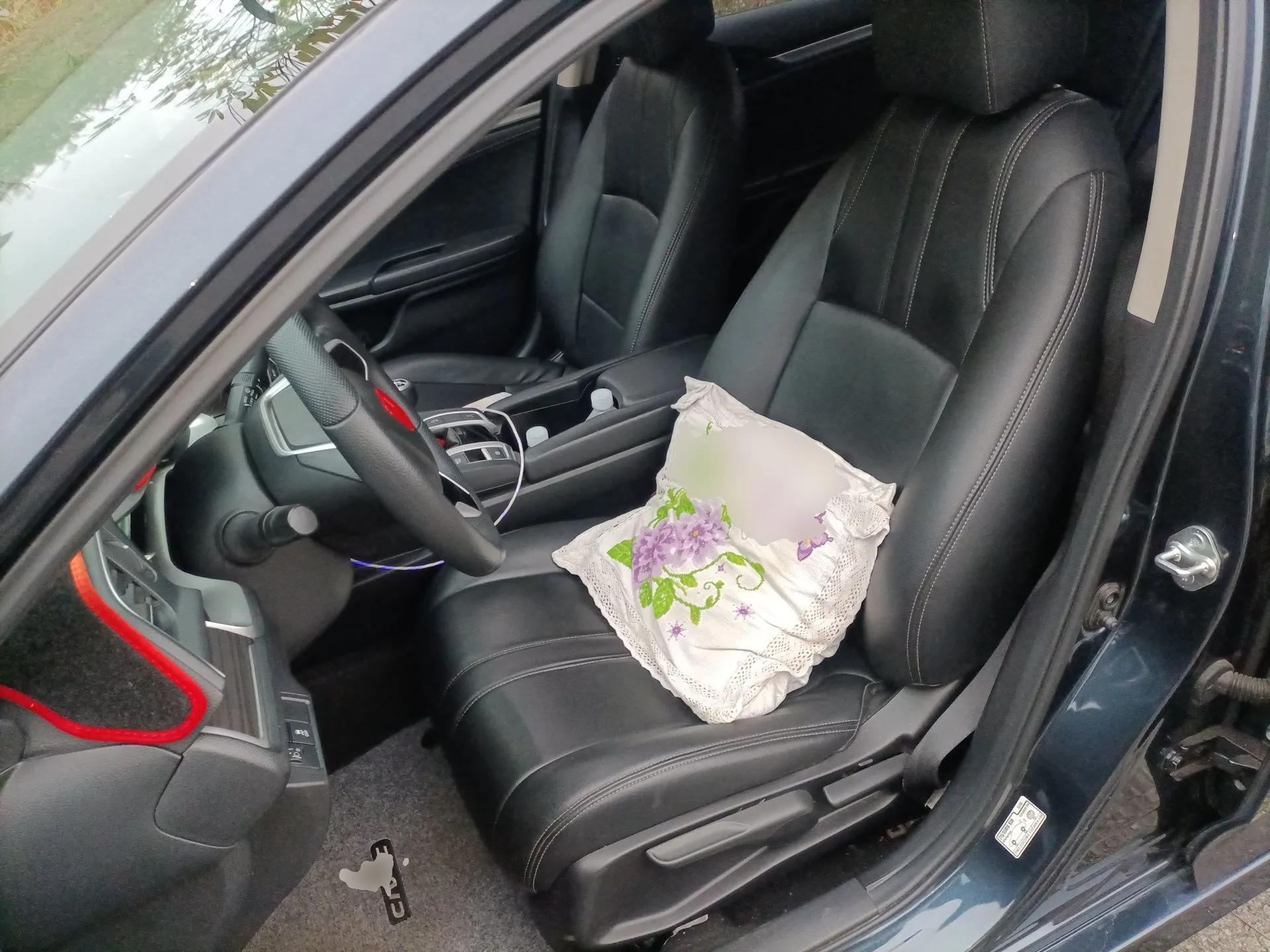 Honda Civic 2019 220TURBO Manual Jinkong Edition China V Emission Standard — миниатюра 16