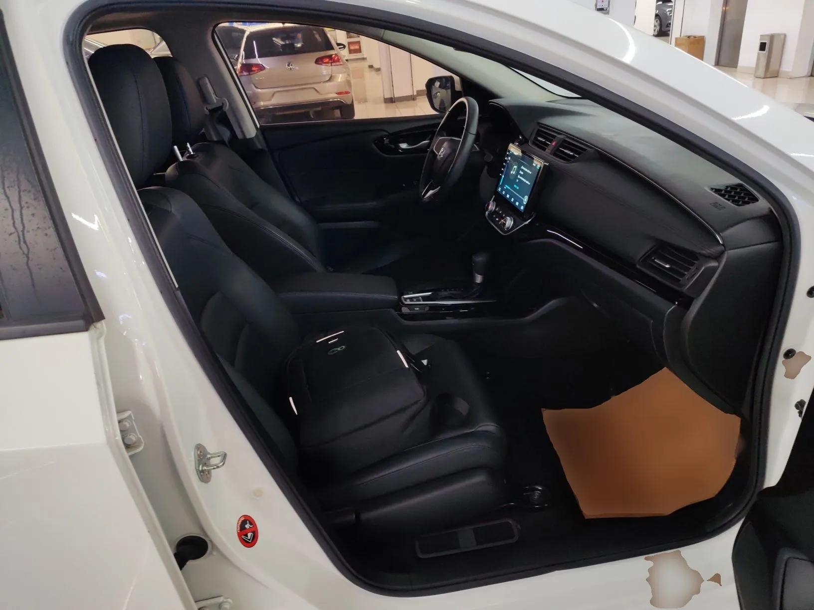 Honda Crider 2019 180 Turbo CVT Luxury Edition China VI Emission Standard — миниатюра 23