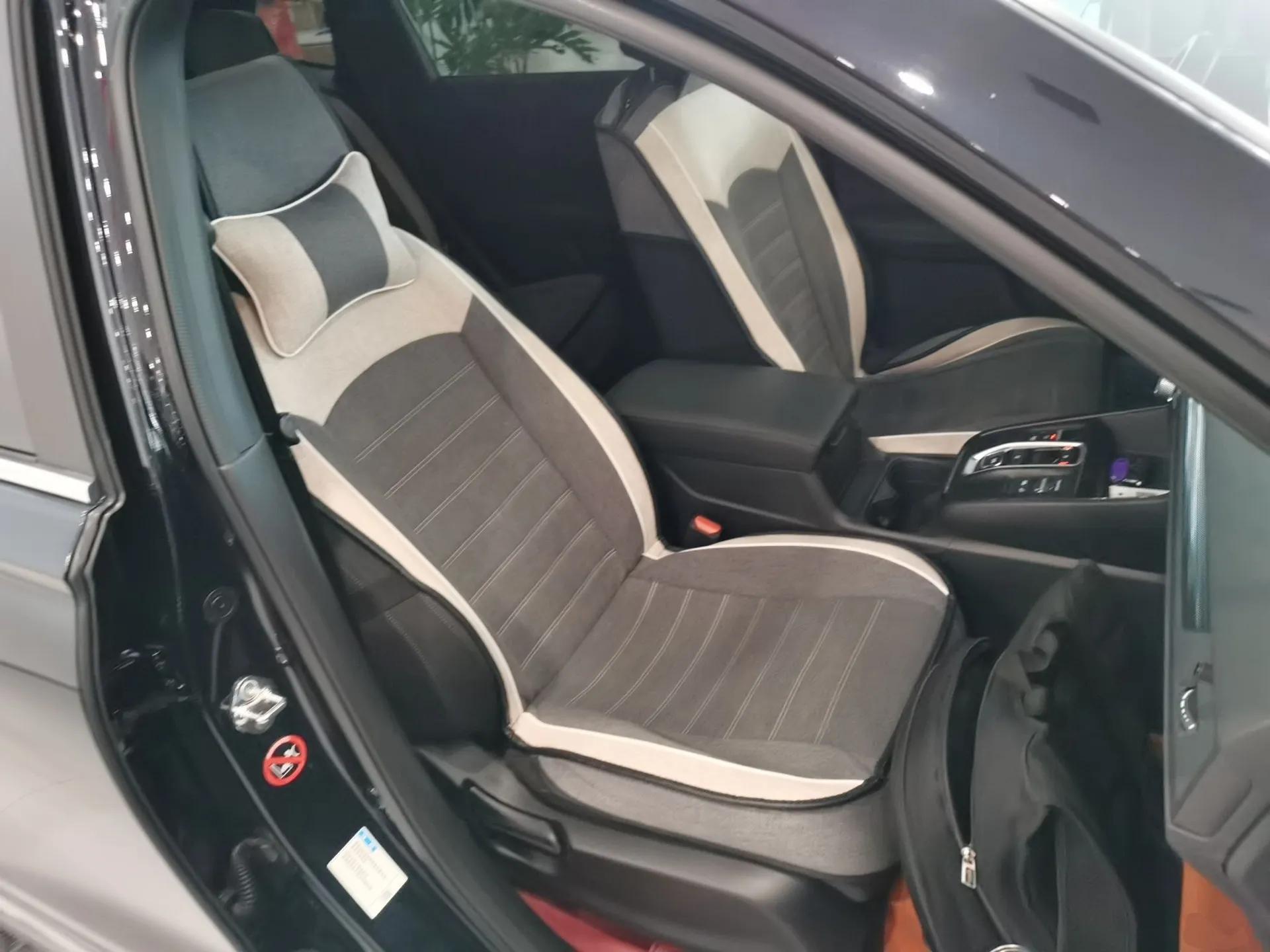 Honda Breeze New Energy 2024 ePHEV Premium Edition — миниатюра 23