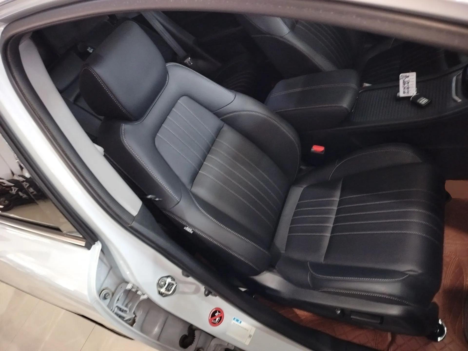 Honda Breeze New Energy 2022 ePHEV Prestige Edition — миниатюра 23