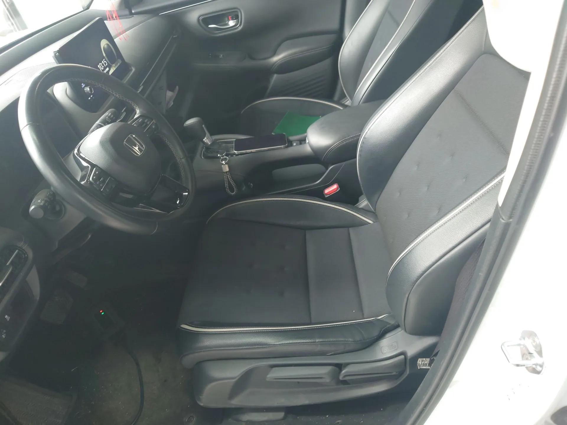 Honda ZR-V 2022 1.5T CVT Luxury Edition — миниатюра 18