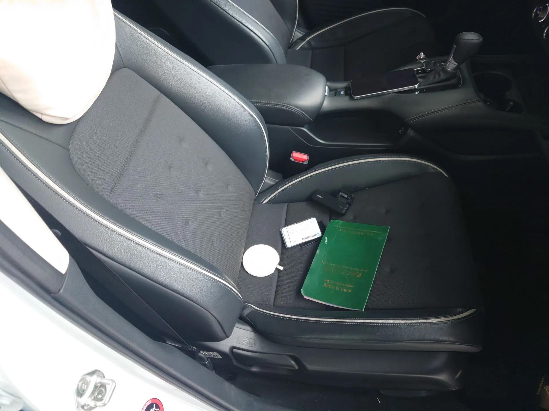 Honda ZR-V 2022 1.5T CVT Luxury Edition — миниатюра 23