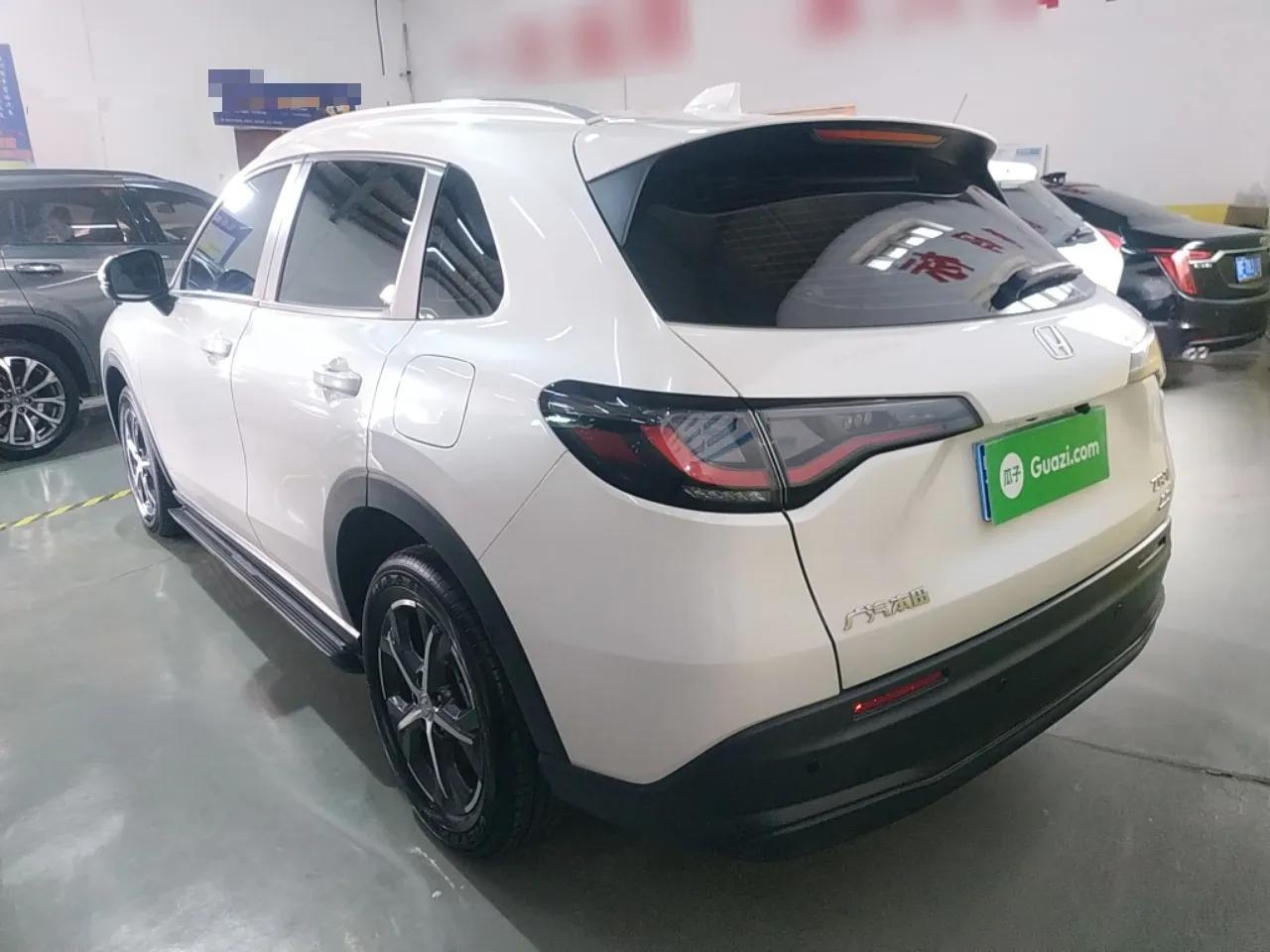 Honda ZR-V 2022 1.5T CVT Elite Edition — миниатюра 4