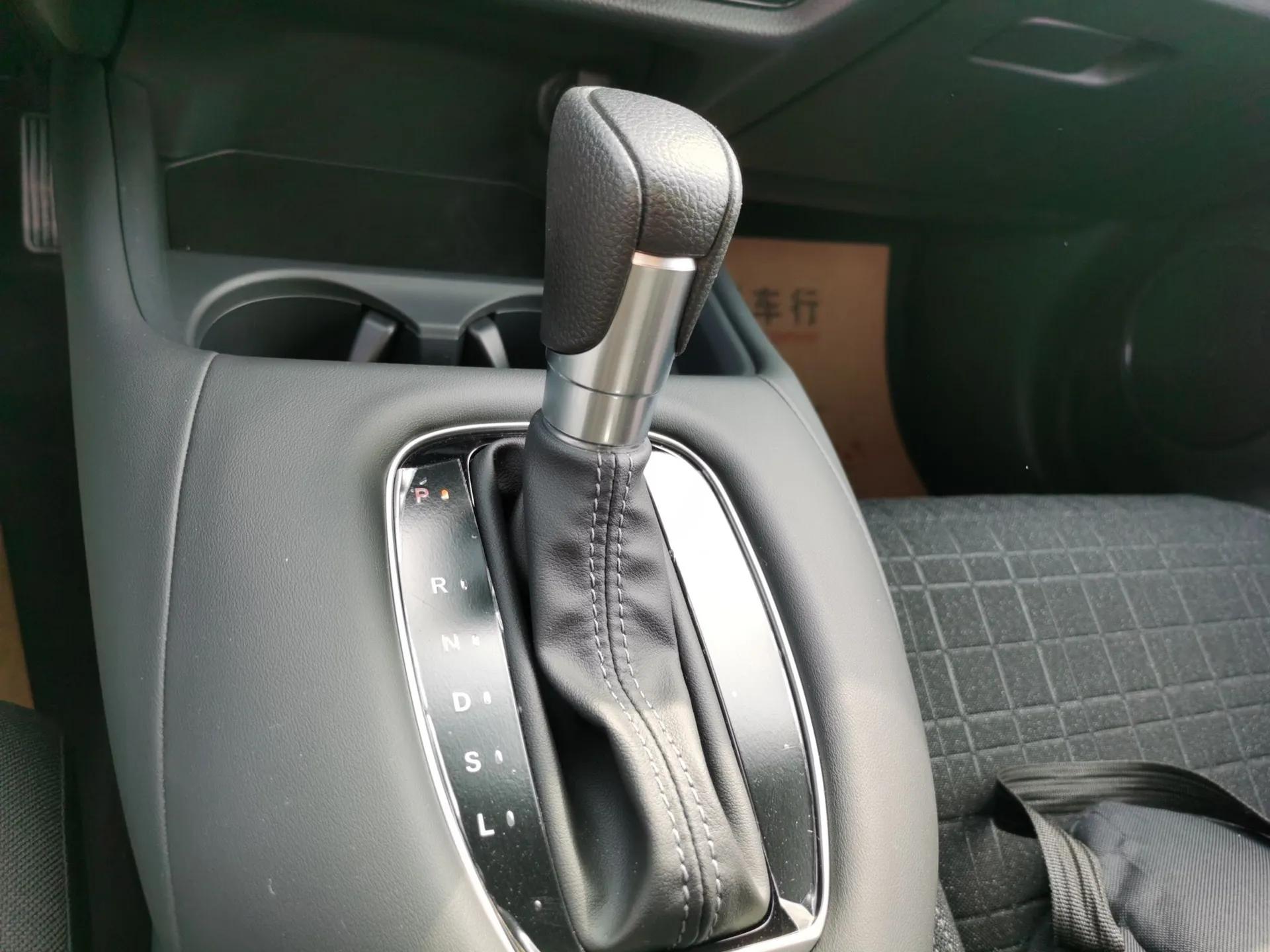Honda ZR-V 2023 1.5T CVT Tech Edition — миниатюра 16