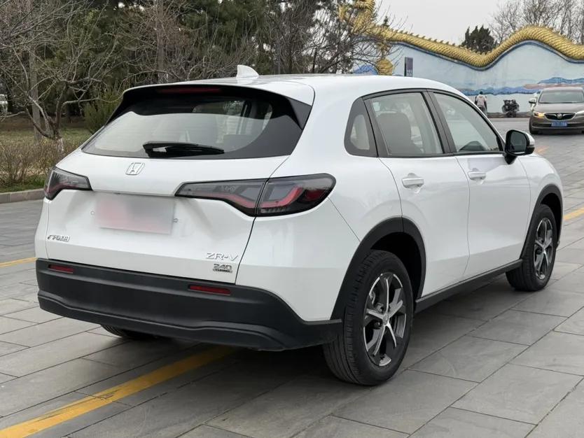 Honda ZR-V 2023 1.5T CVT Tech Edition — миниатюра 6