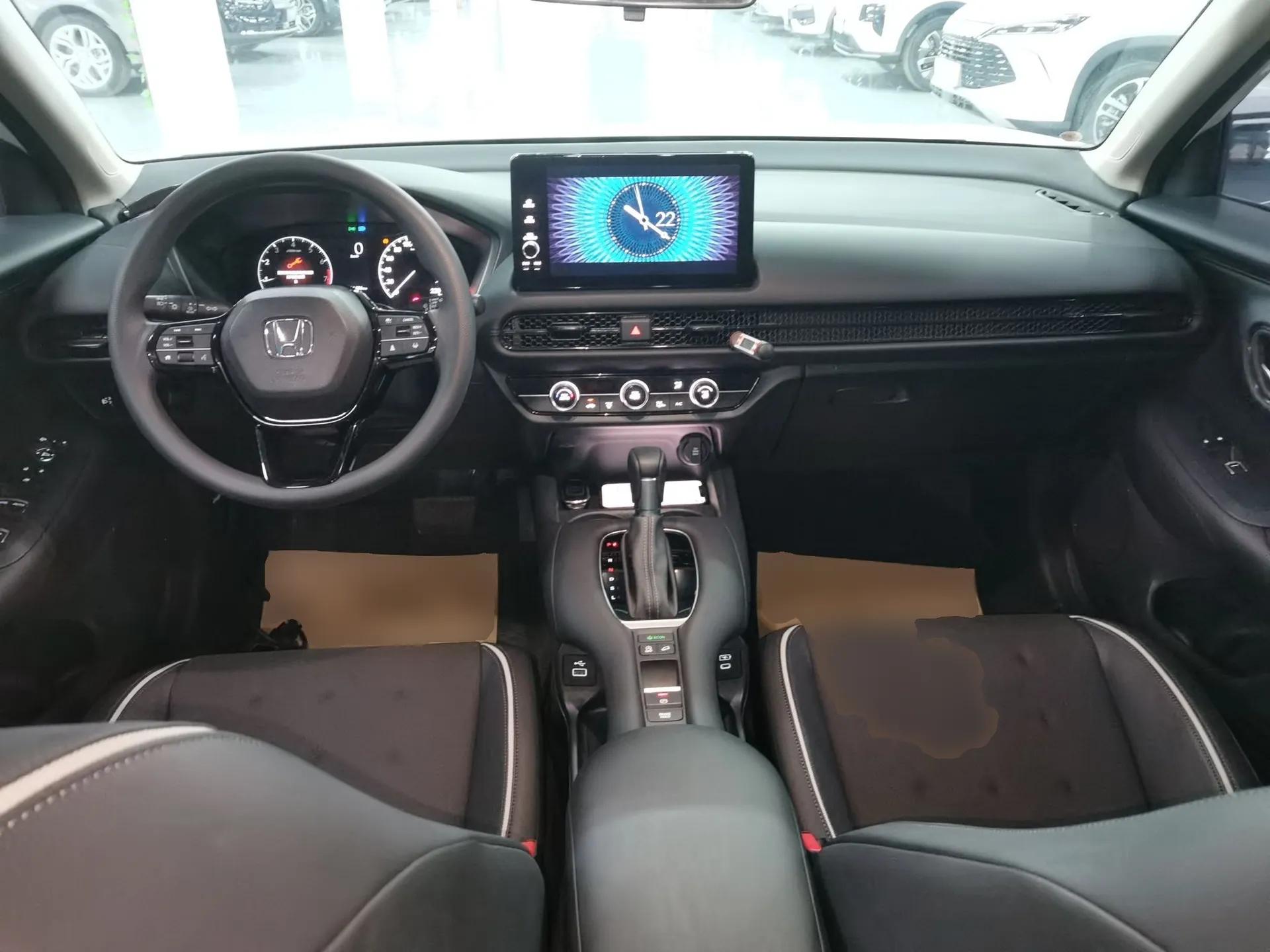 Honda ZR-V 2023 1.5T CVT Tech Edition — миниатюра 13