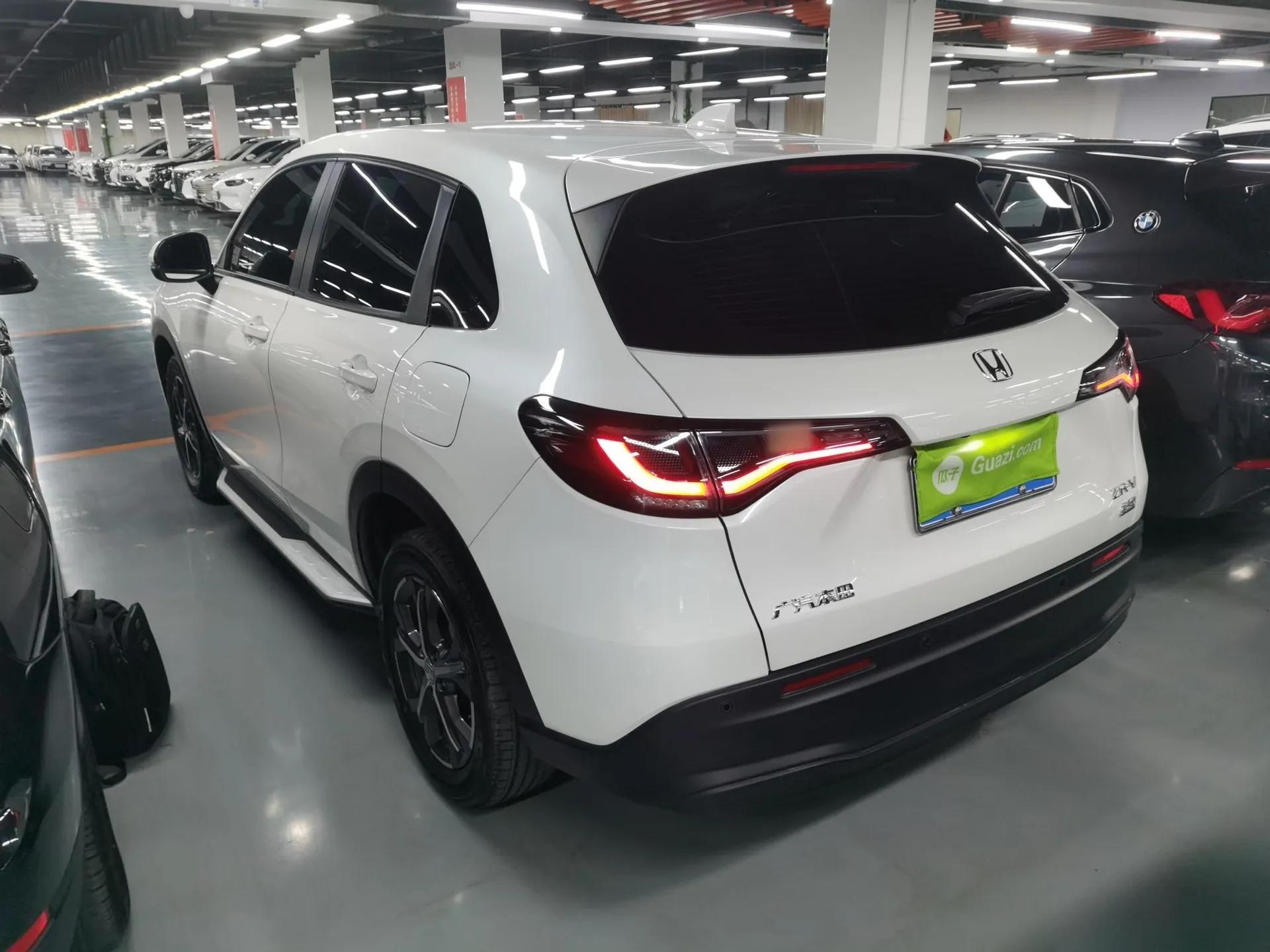 Honda ZR-V 2023 1.5T CVT Tech Edition — миниатюра 4